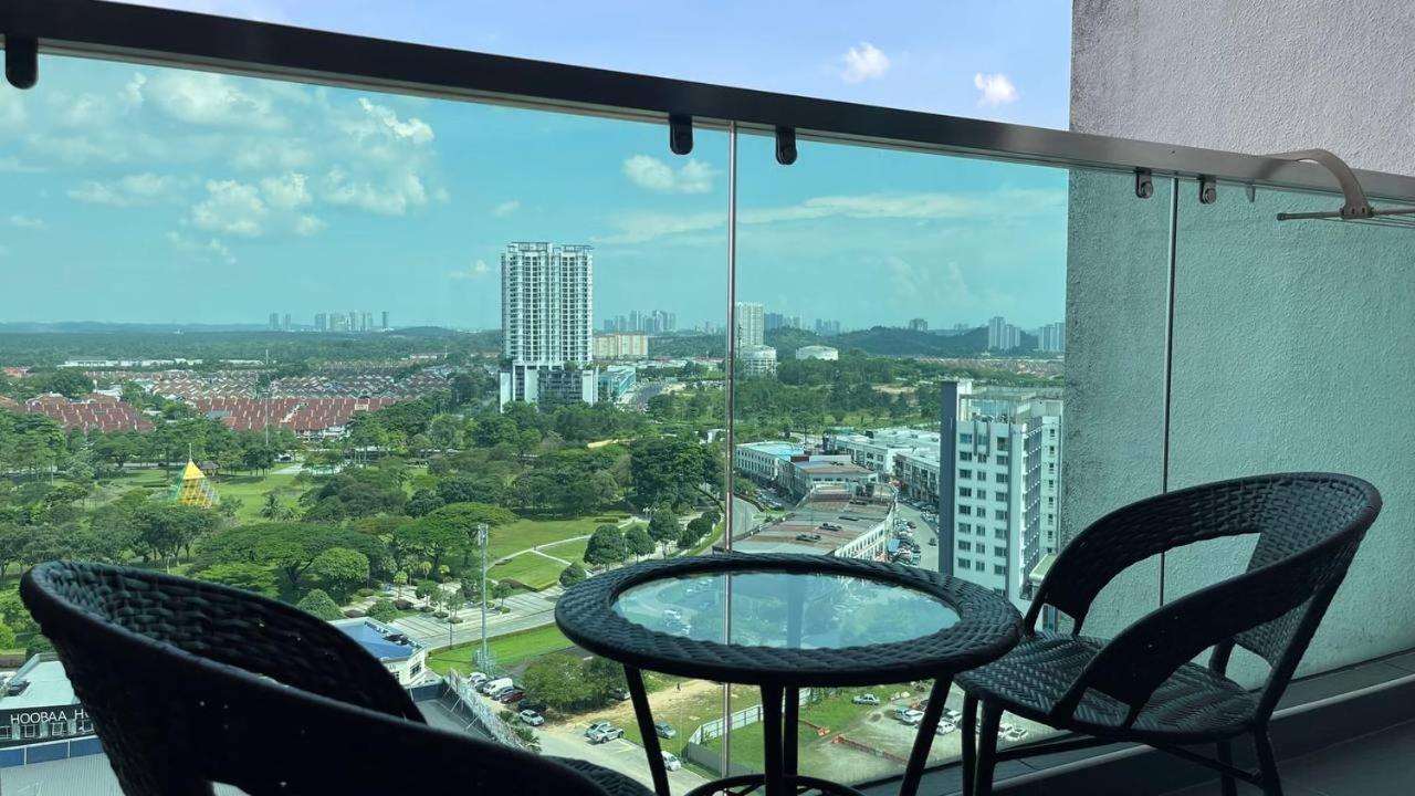 3Bed2Bath SkyLoft Bukit Indah JB
