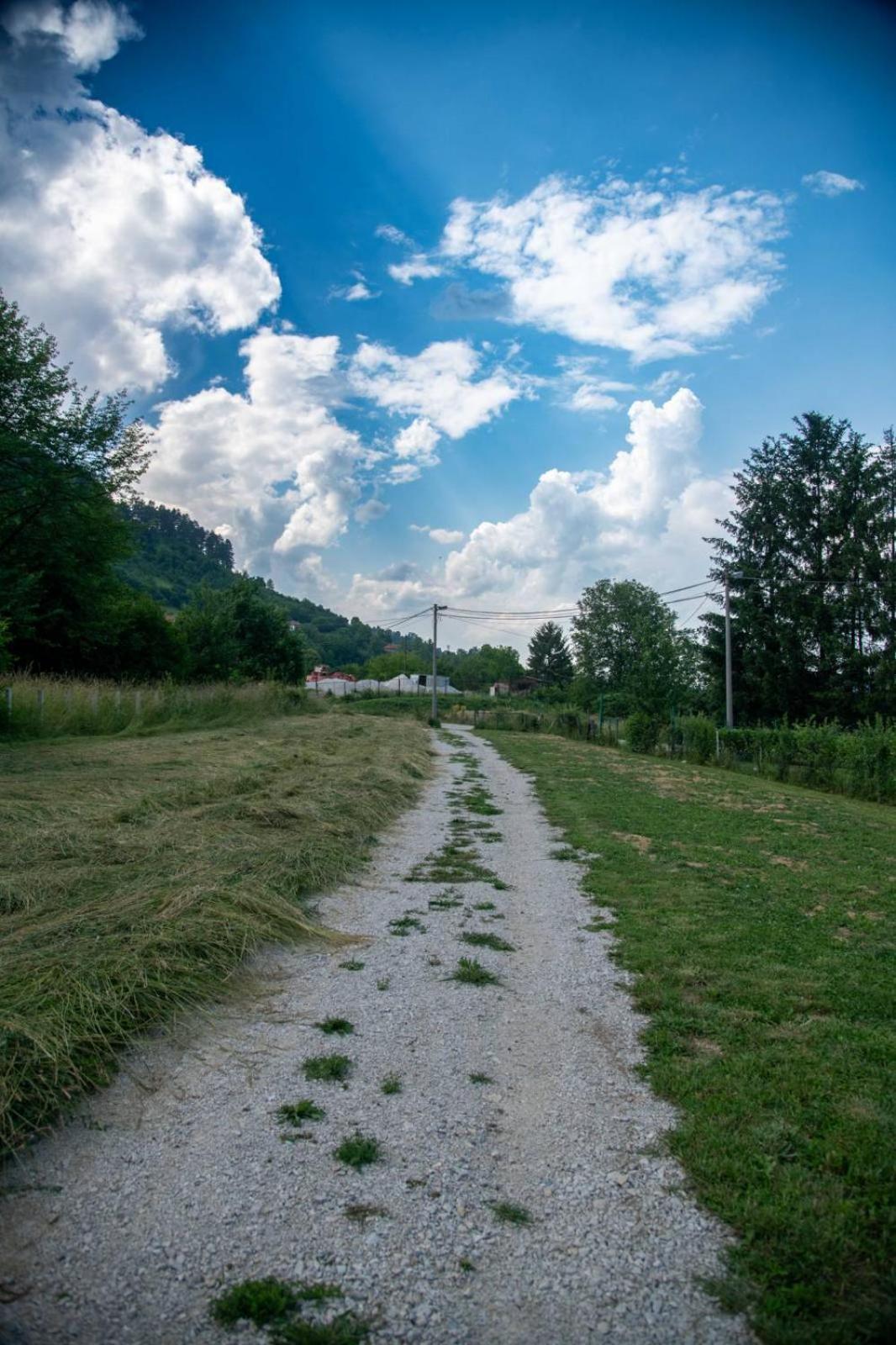 Sweet Home Visoko FREE PARKING, AC, RENT A CAR