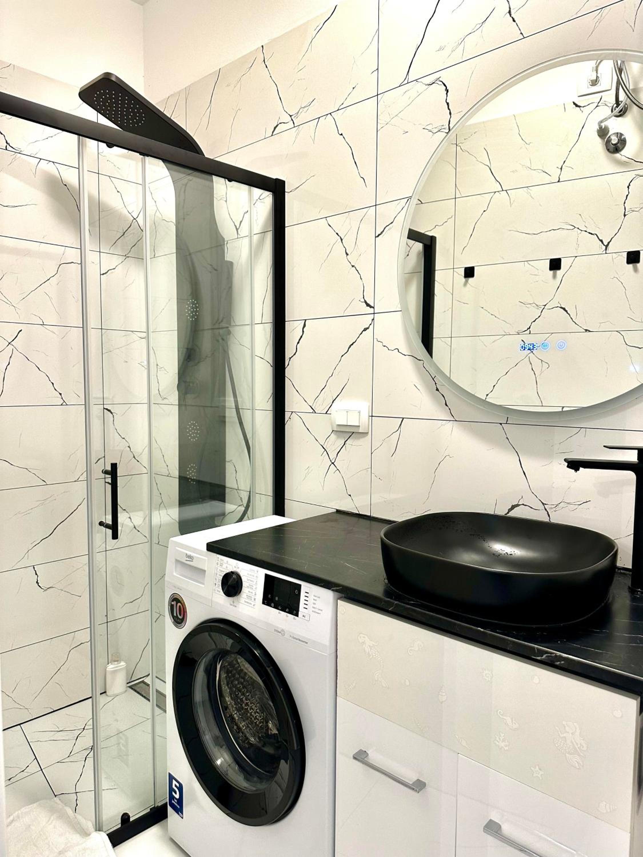 Studio Apartment Moro 2 view 5