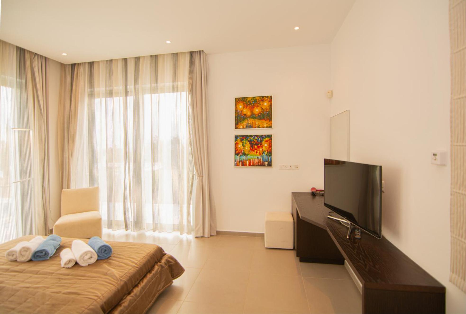 Seafront Villa Layla by Ruidoso Luxury