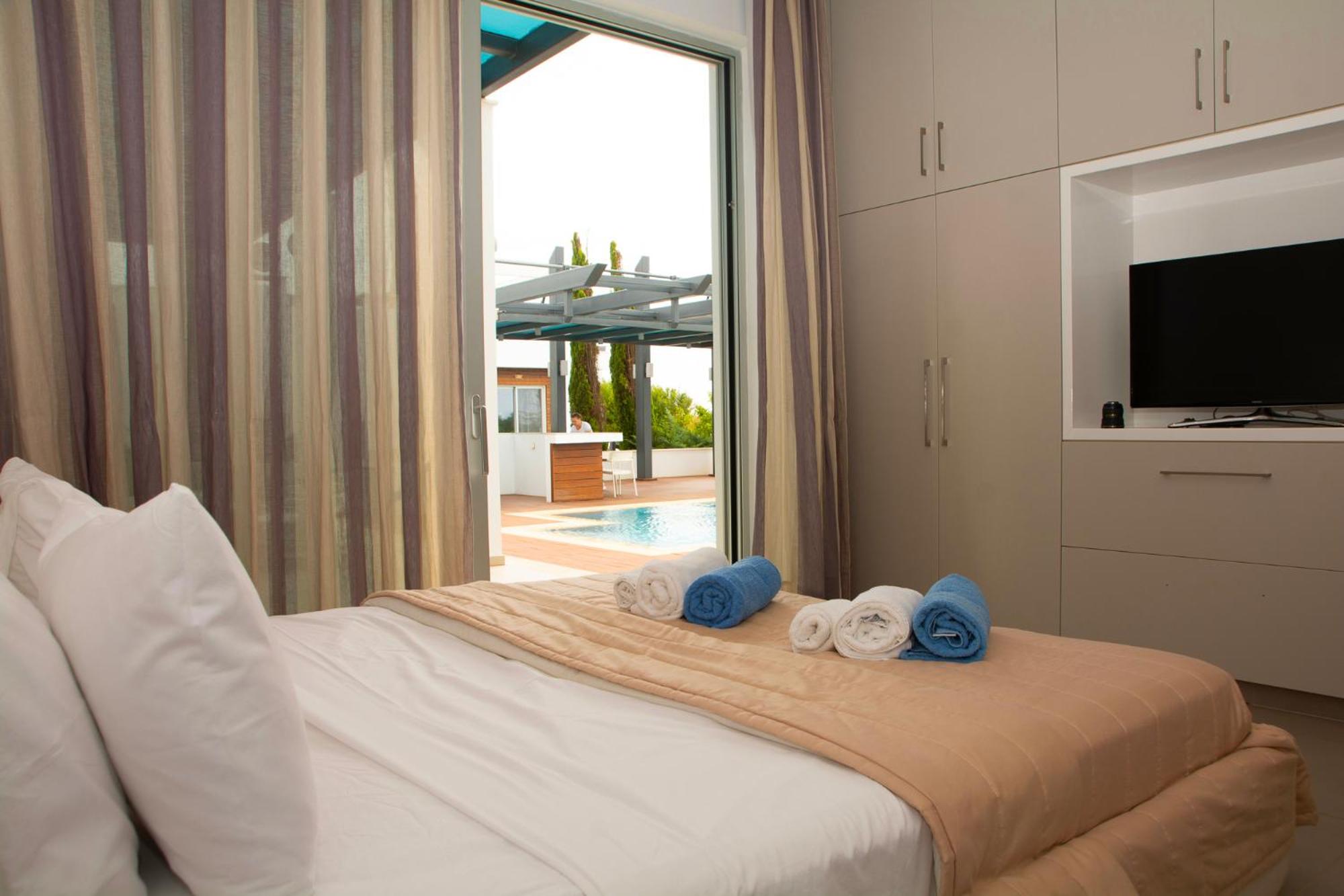 Seafront Villa Layla by Ruidoso Luxury