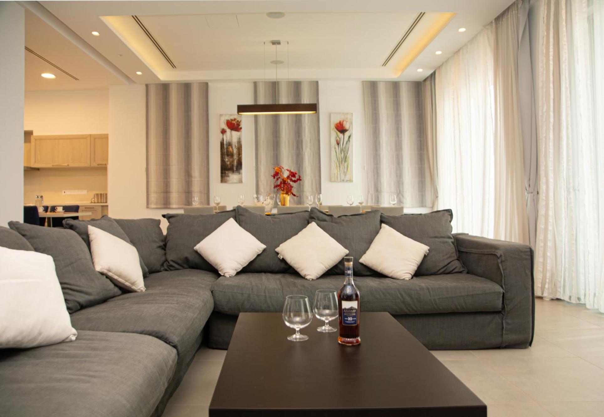 Seafront Villa Layla by Ruidoso Luxury