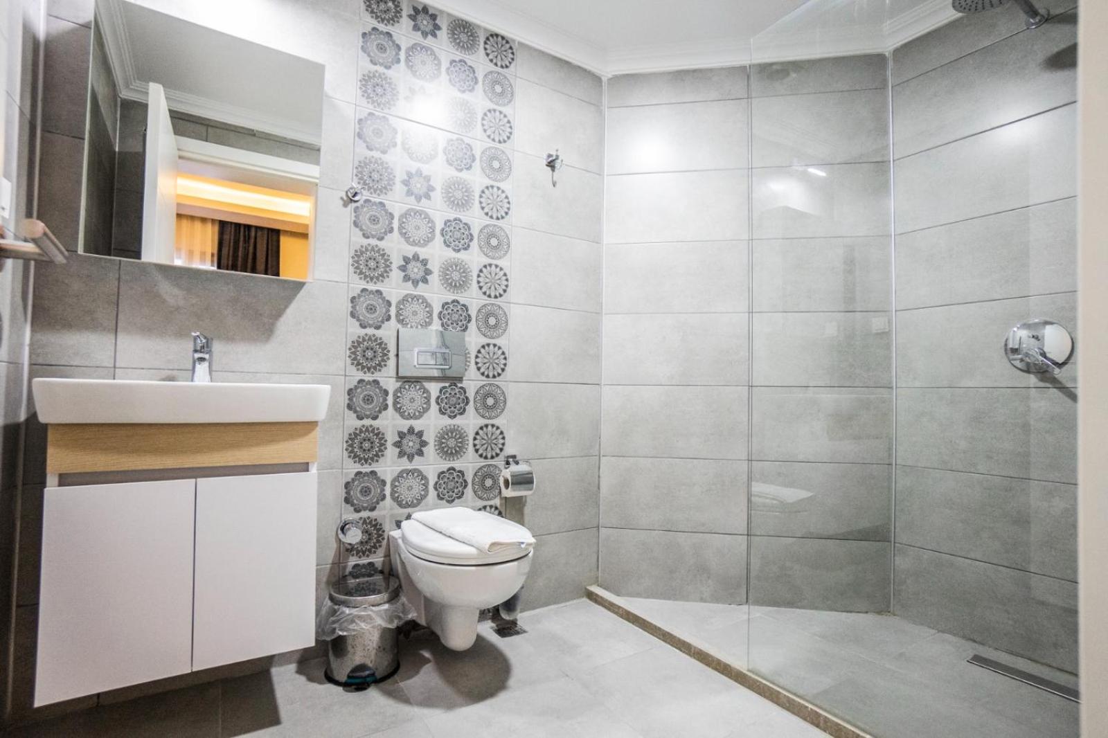 M2 Hotel