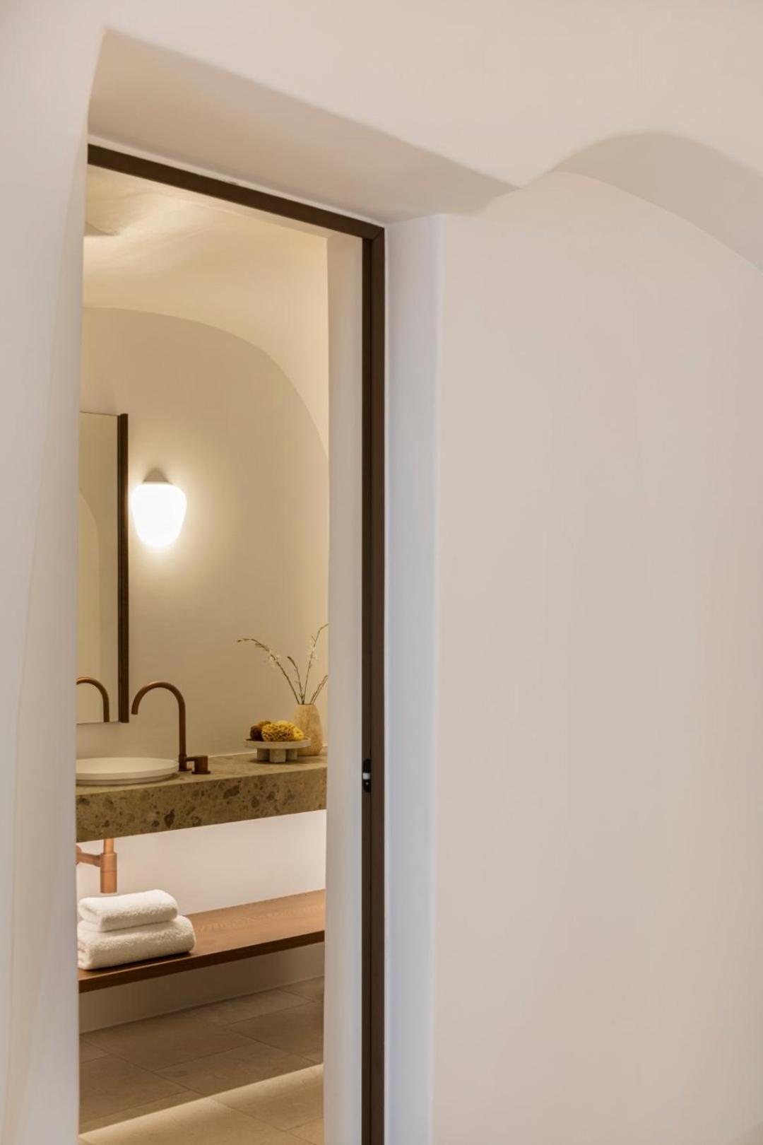 Oia Vacations - Canaves Ena - Small Luxury Hotels of the World - Property Image 52