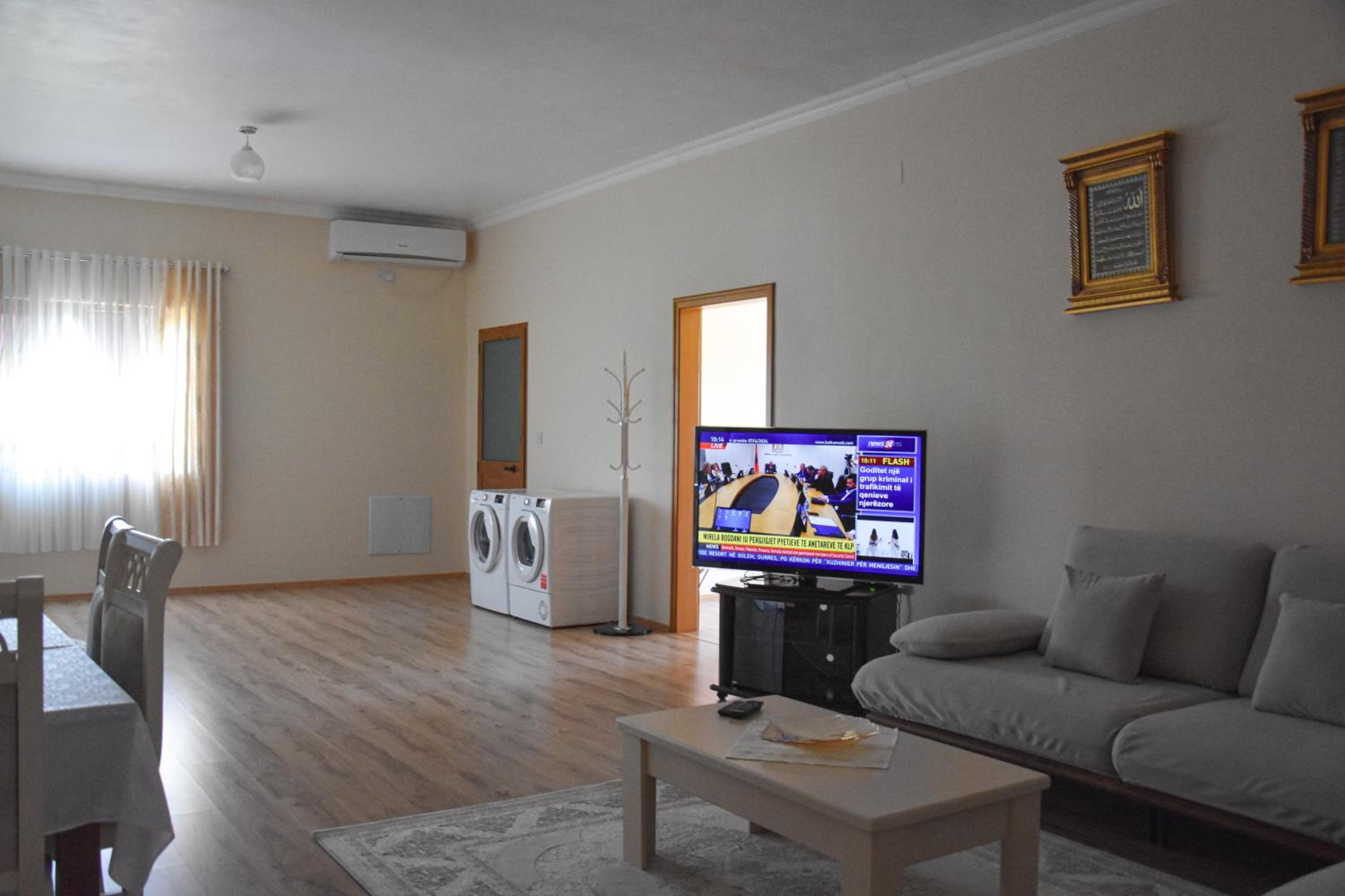 Lumaj Hostel