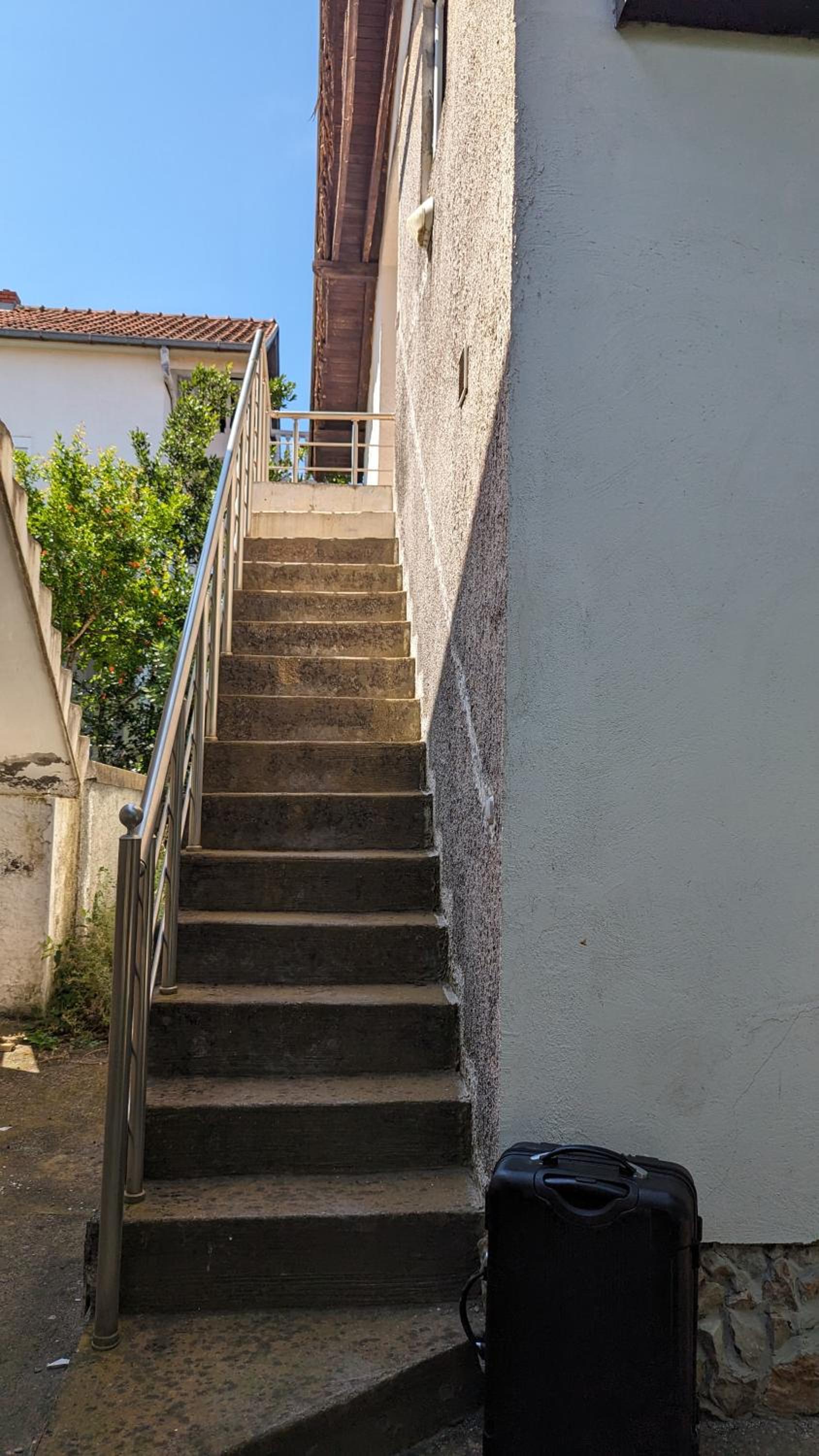 Baha'i Hostel