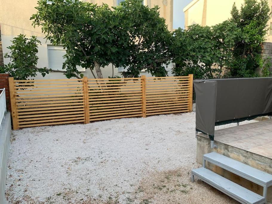 Studio apartman Mate