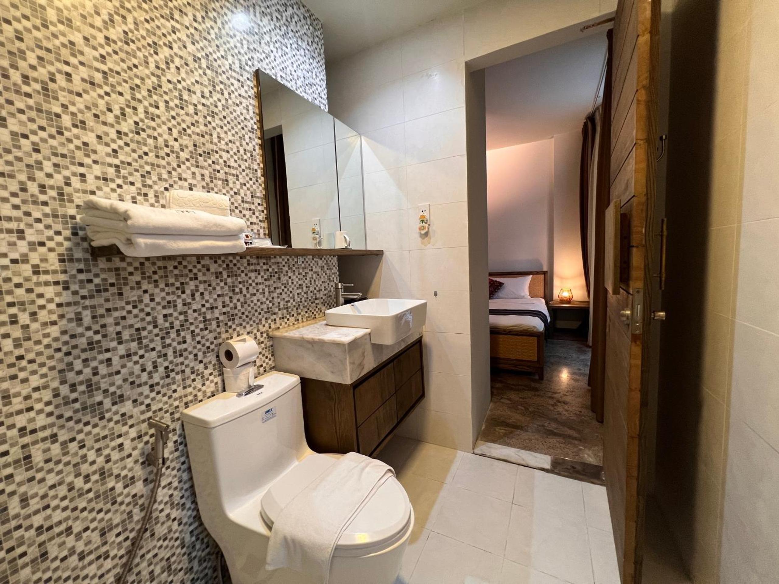 VIETLIFE Hotel & Apartment - Free Cinema