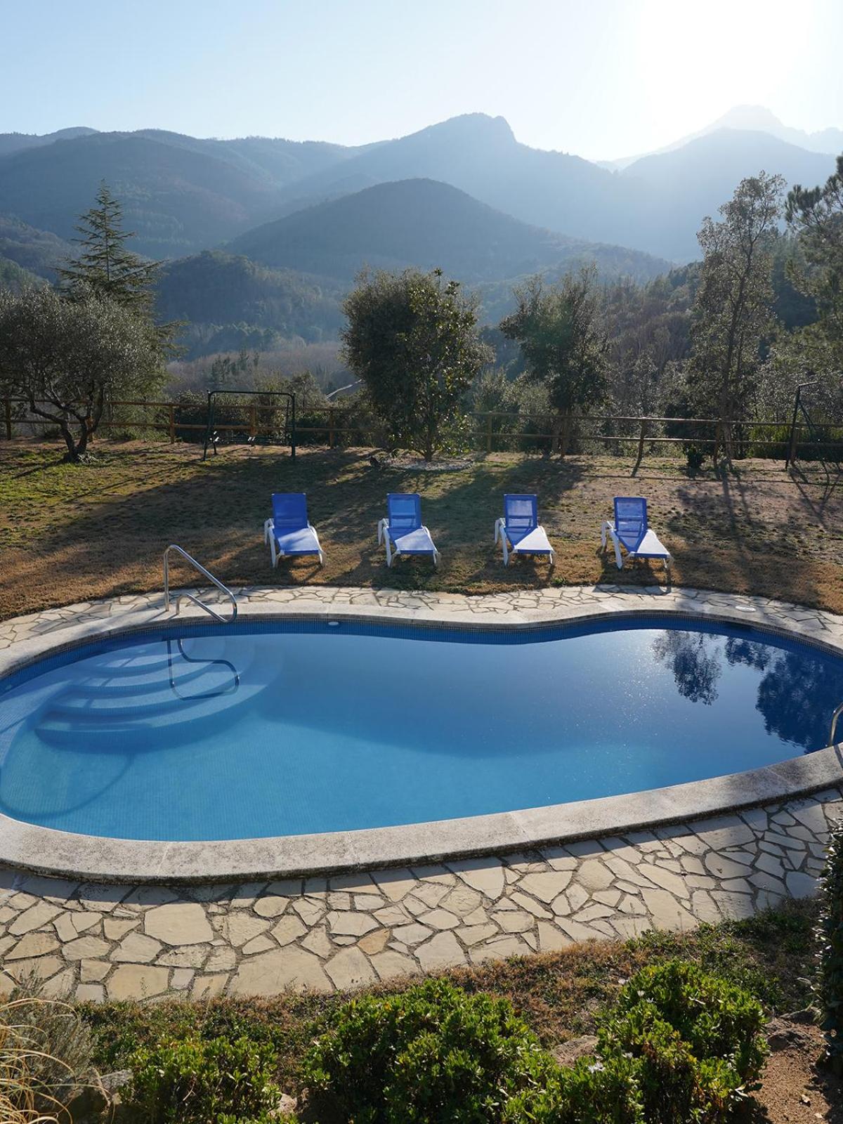 Country house with views of Montseny mountain view 3