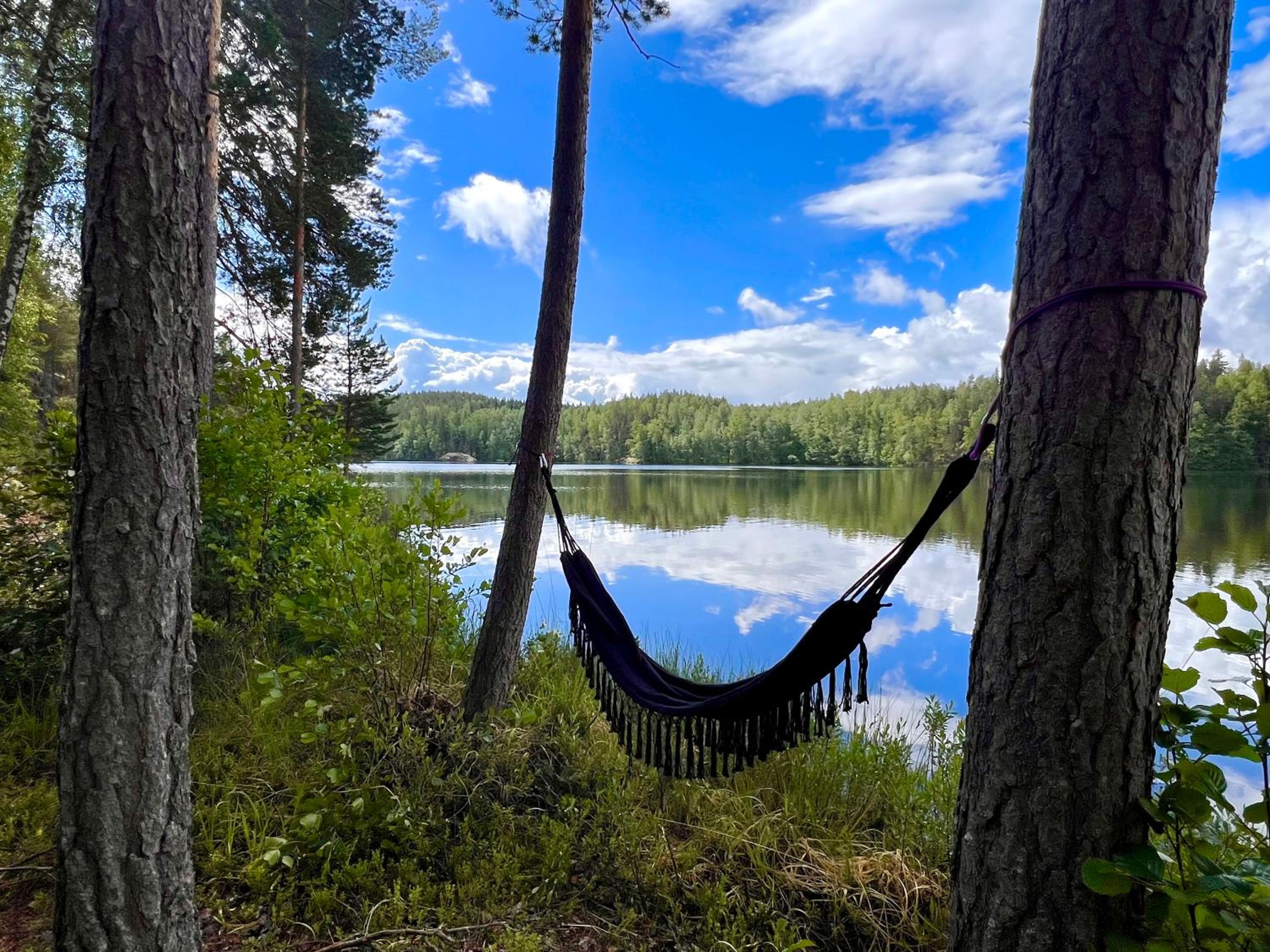 Iken Mökit