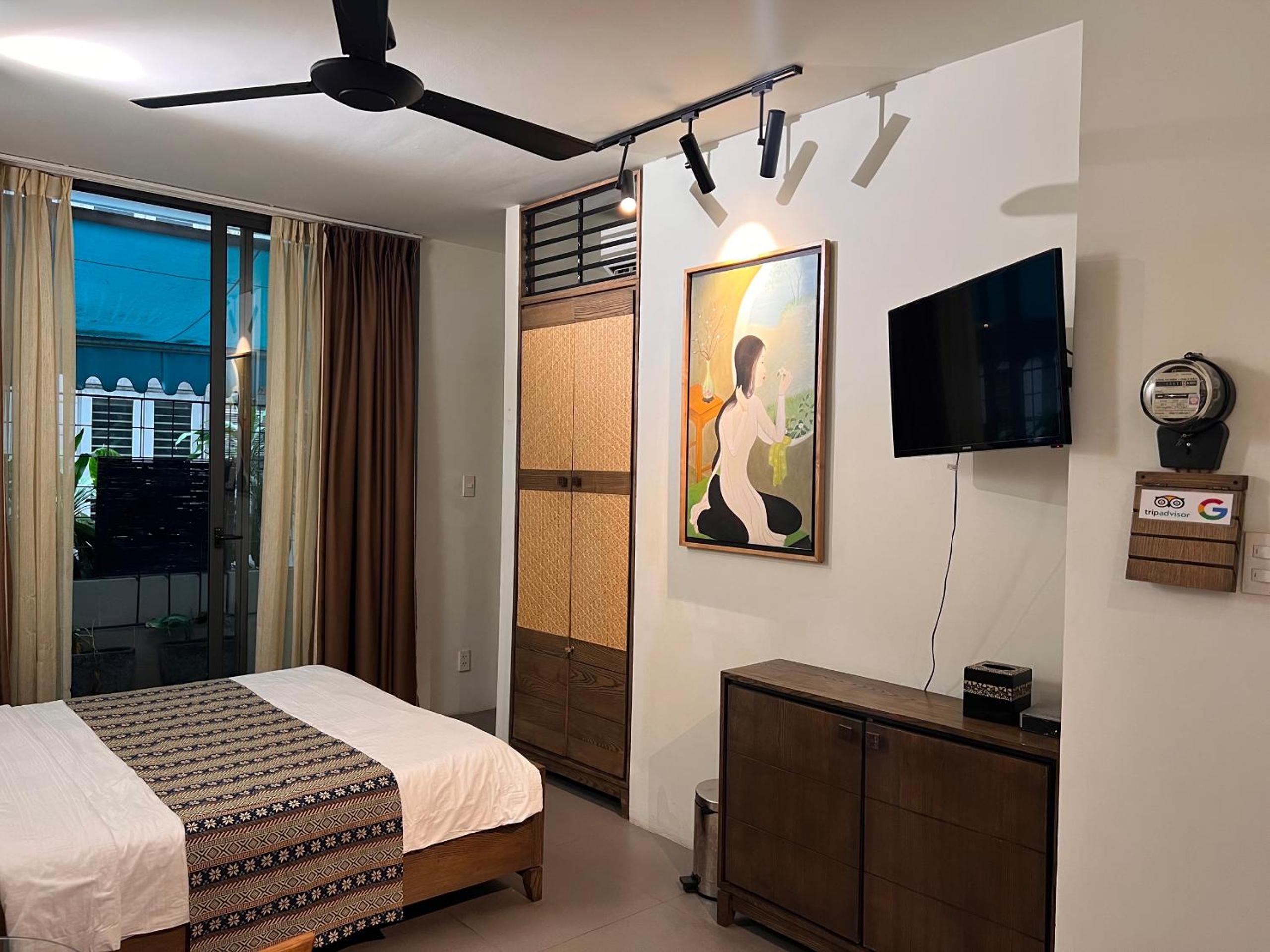 VIETLIFE Hotel & Apartment - Free Cinema