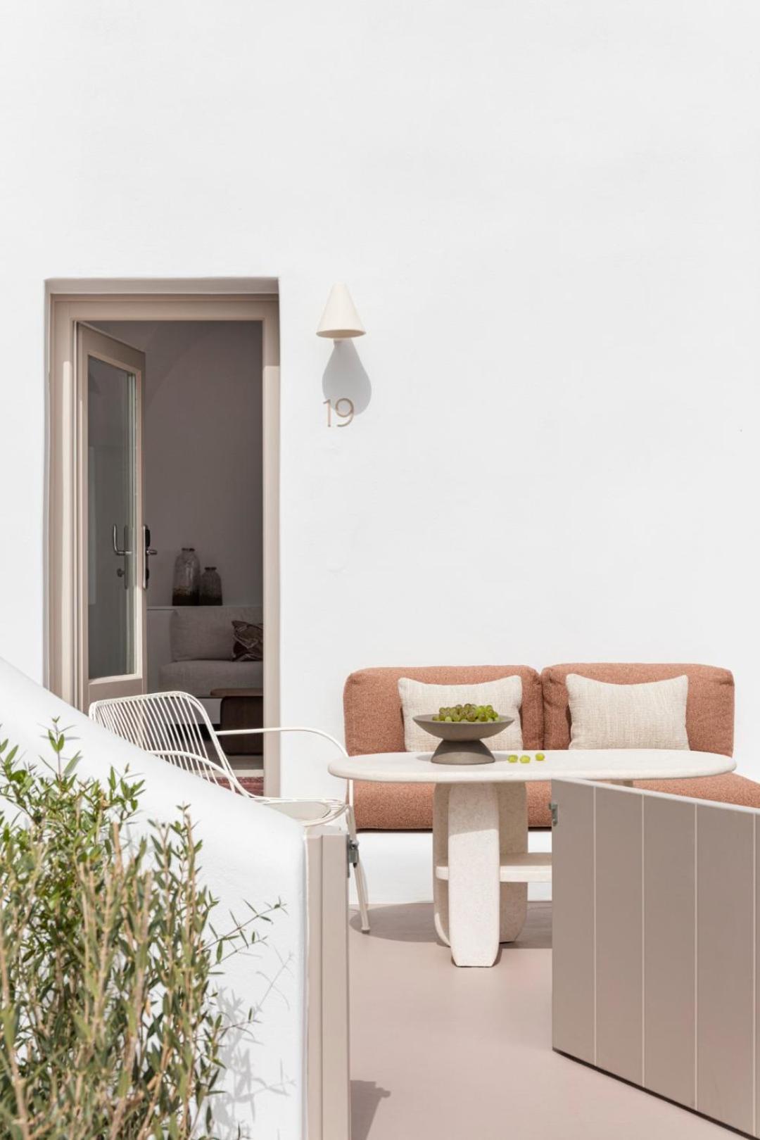 Oia Vacations - Canaves Ena - Small Luxury Hotels of the World - Property Image 9
