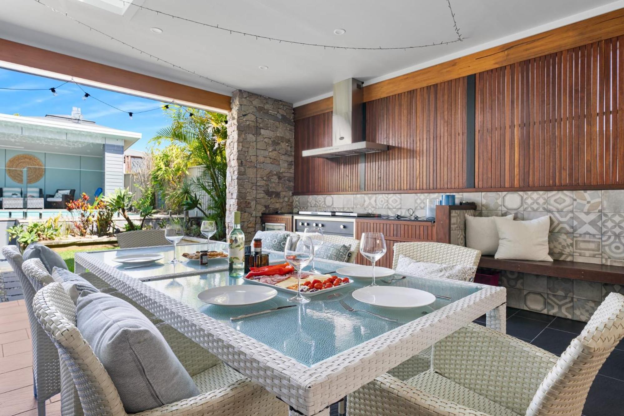 The Oasis-Shelly Beach-Private Pool-Golf