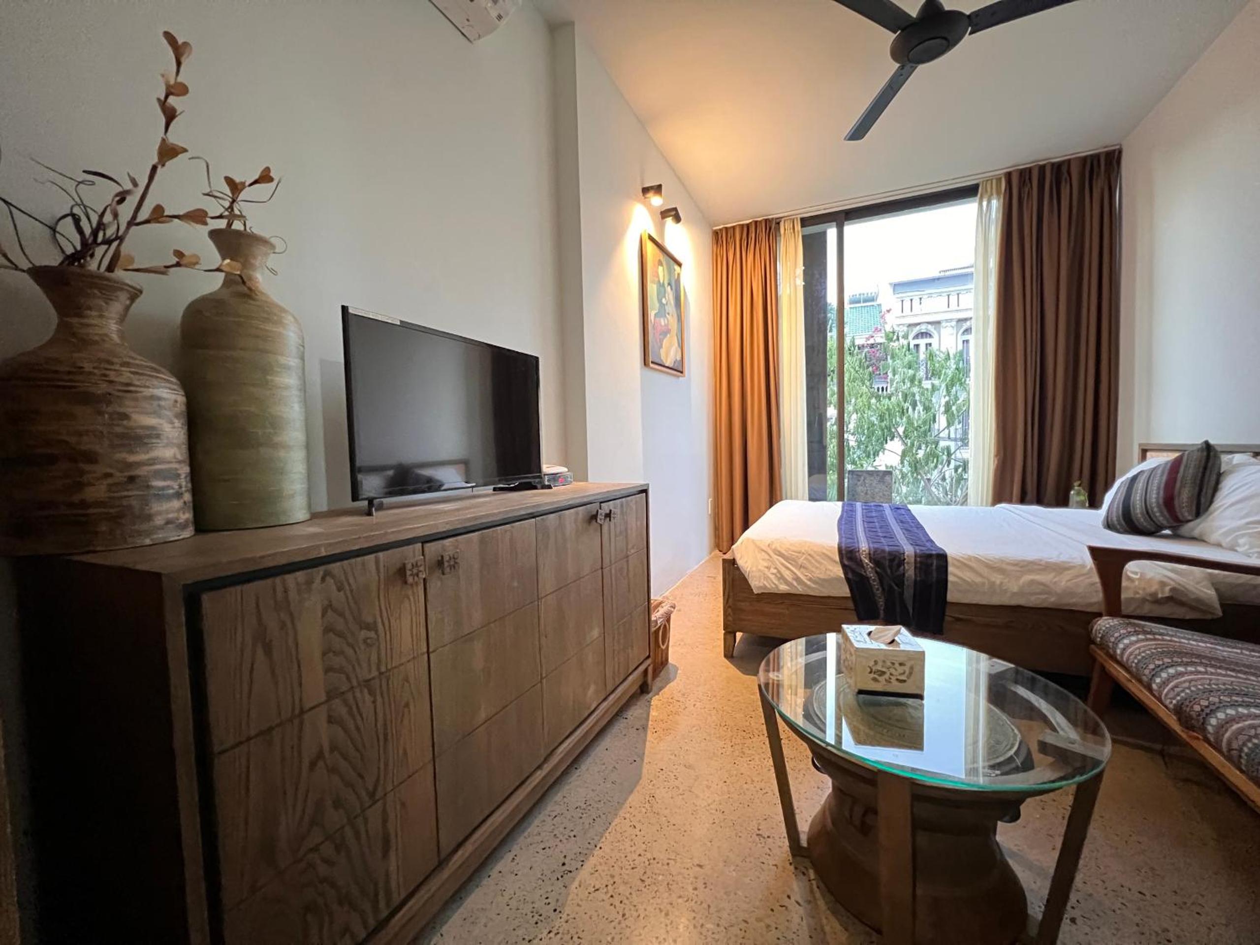VIETLIFE Hotel & Apartment - Free Cinema