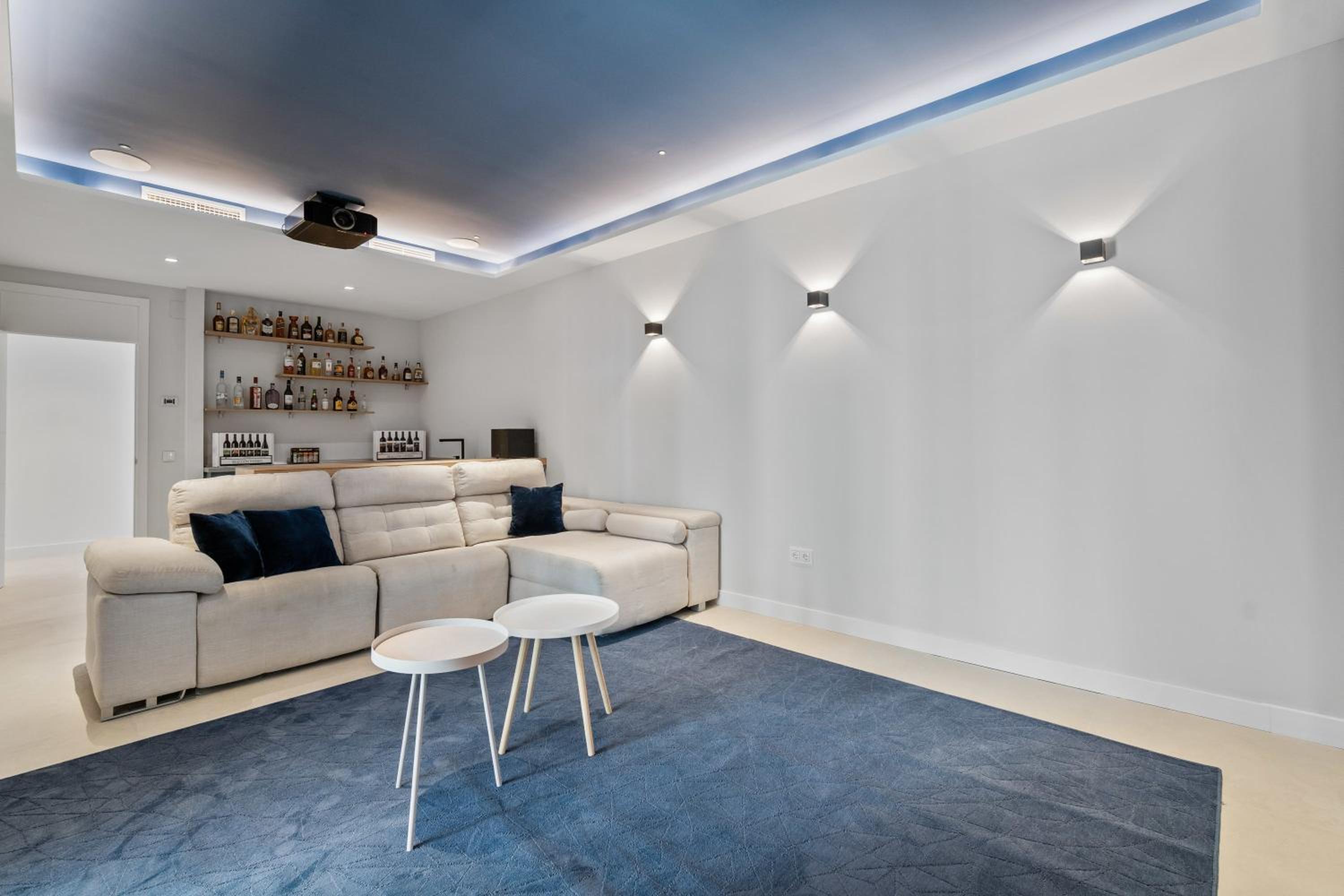 Villa Sandie Front Golf Cinema Room Sauna Jacuzzi Kids Playground