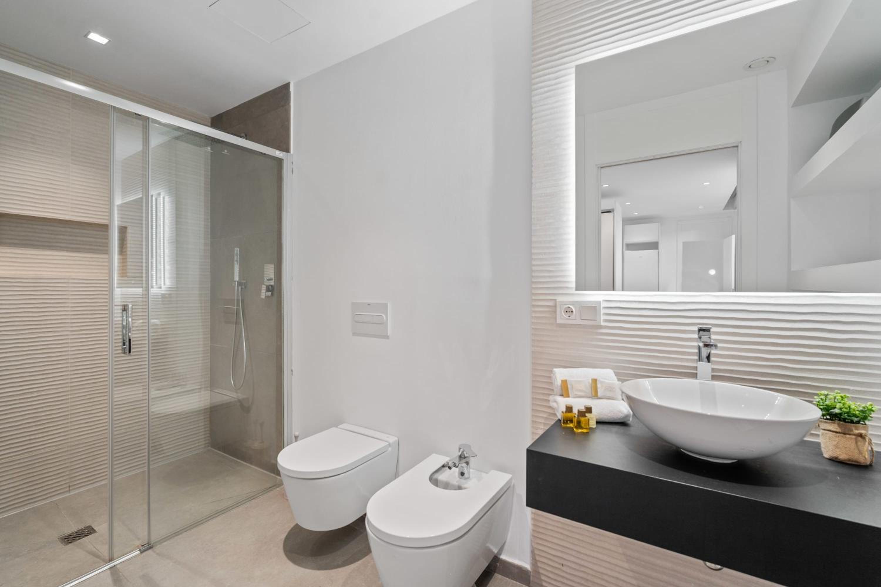Villa Sandie Front Golf Cinema Room Sauna Jacuzzi Kids Playground