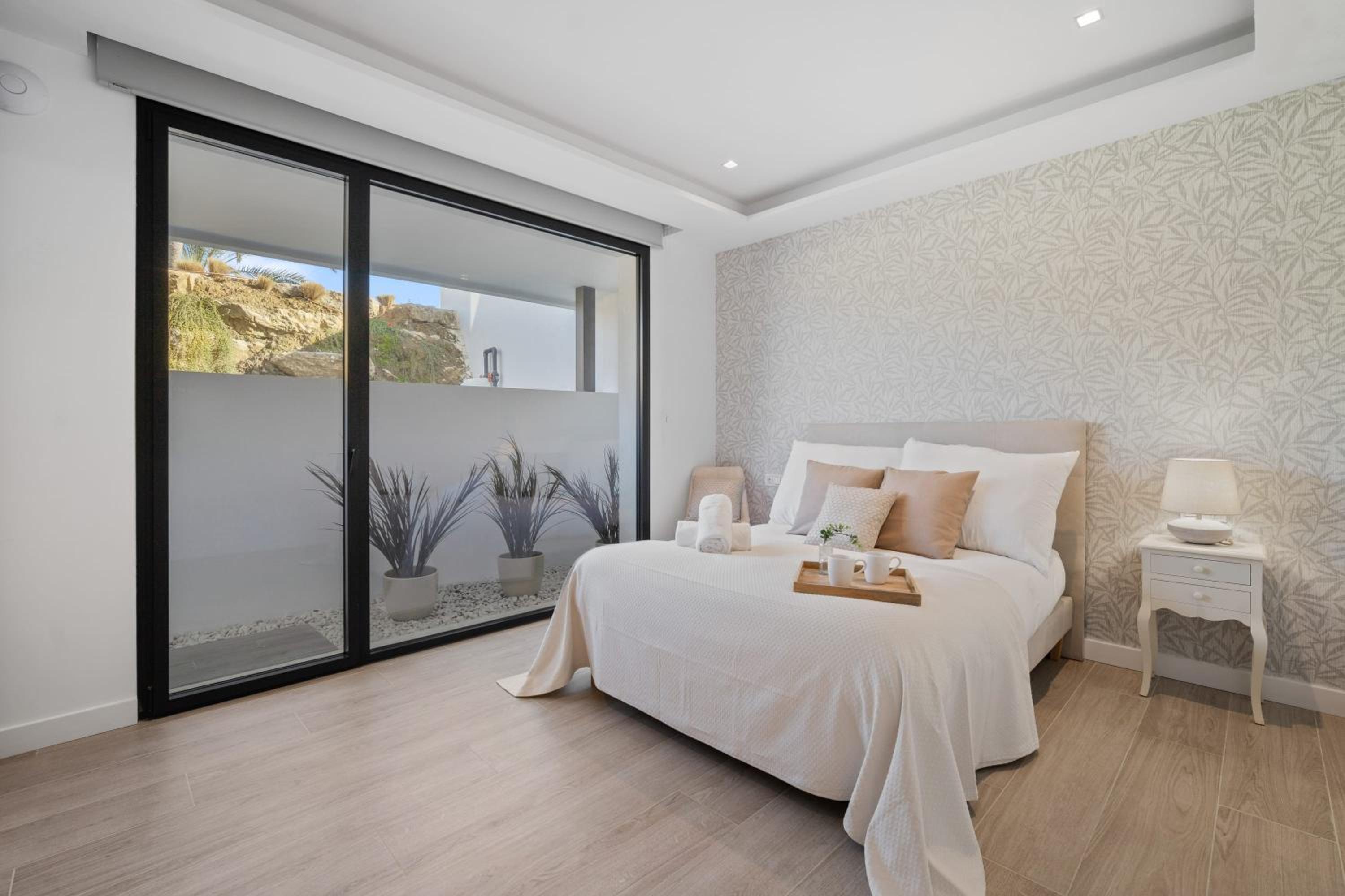 Villa Sandie Front Golf Cinema Room Sauna Jacuzzi Kids Playground