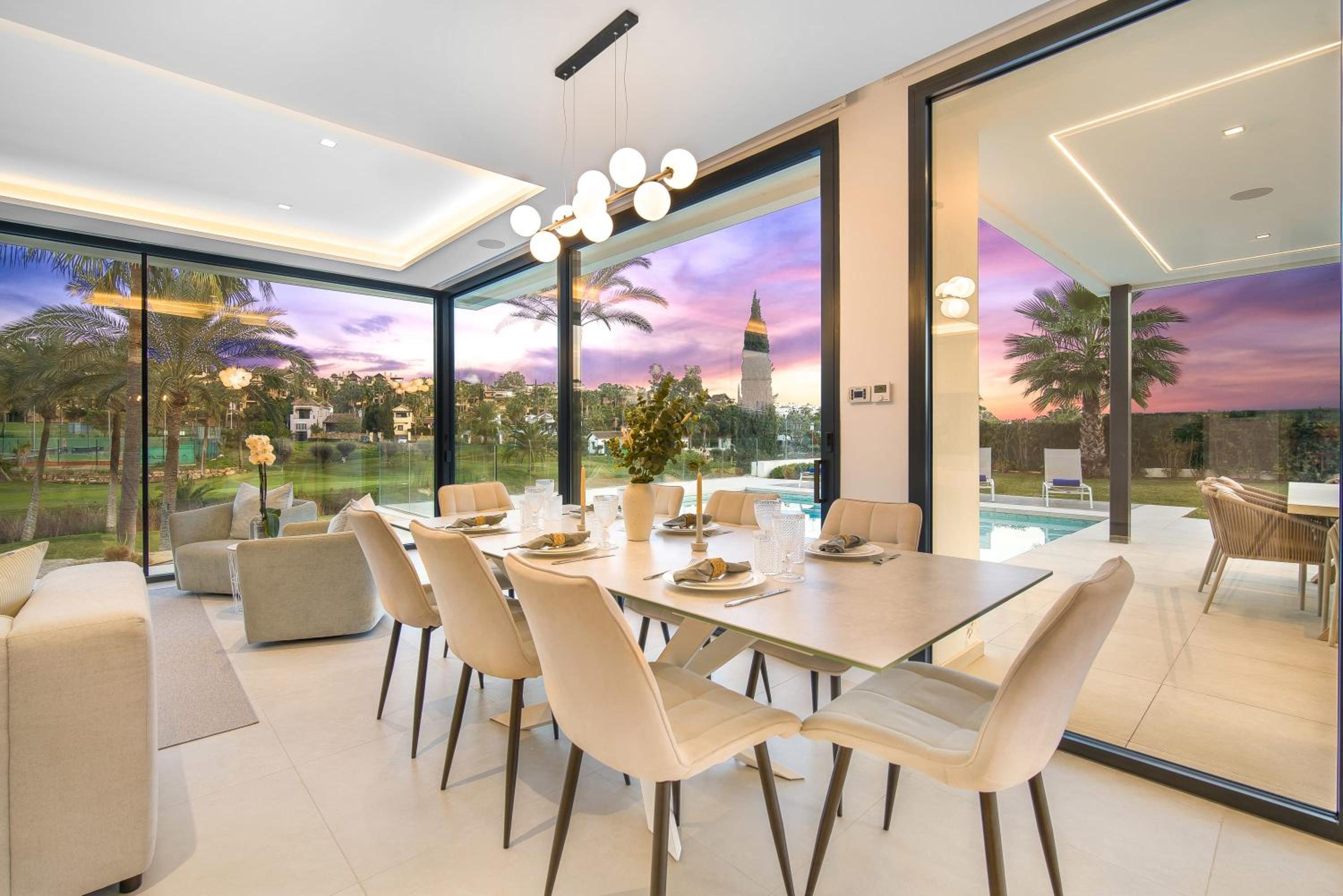 Villa Sandie Front Golf Cinema Room Sauna Jacuzzi Kids Playground