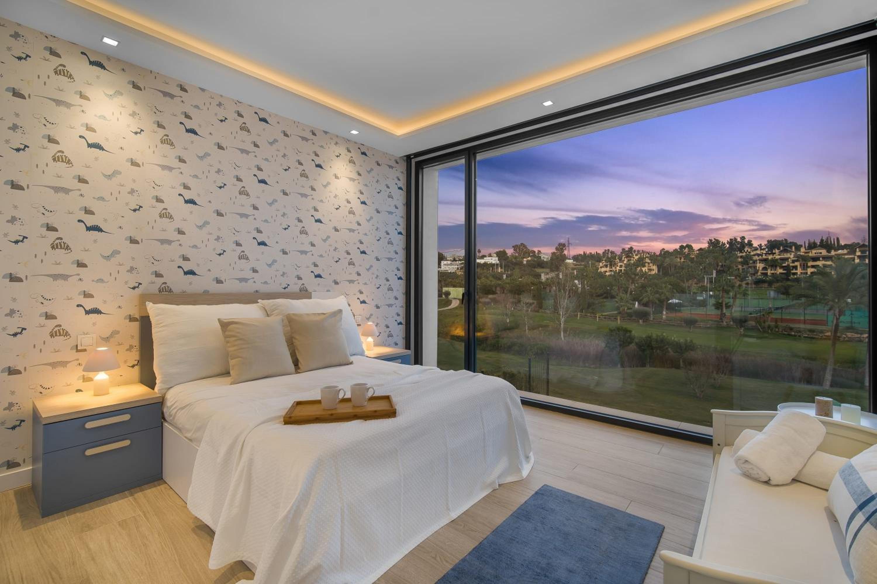 Villa Sandie Front Golf Cinema Room Sauna Jacuzzi Kids Playground