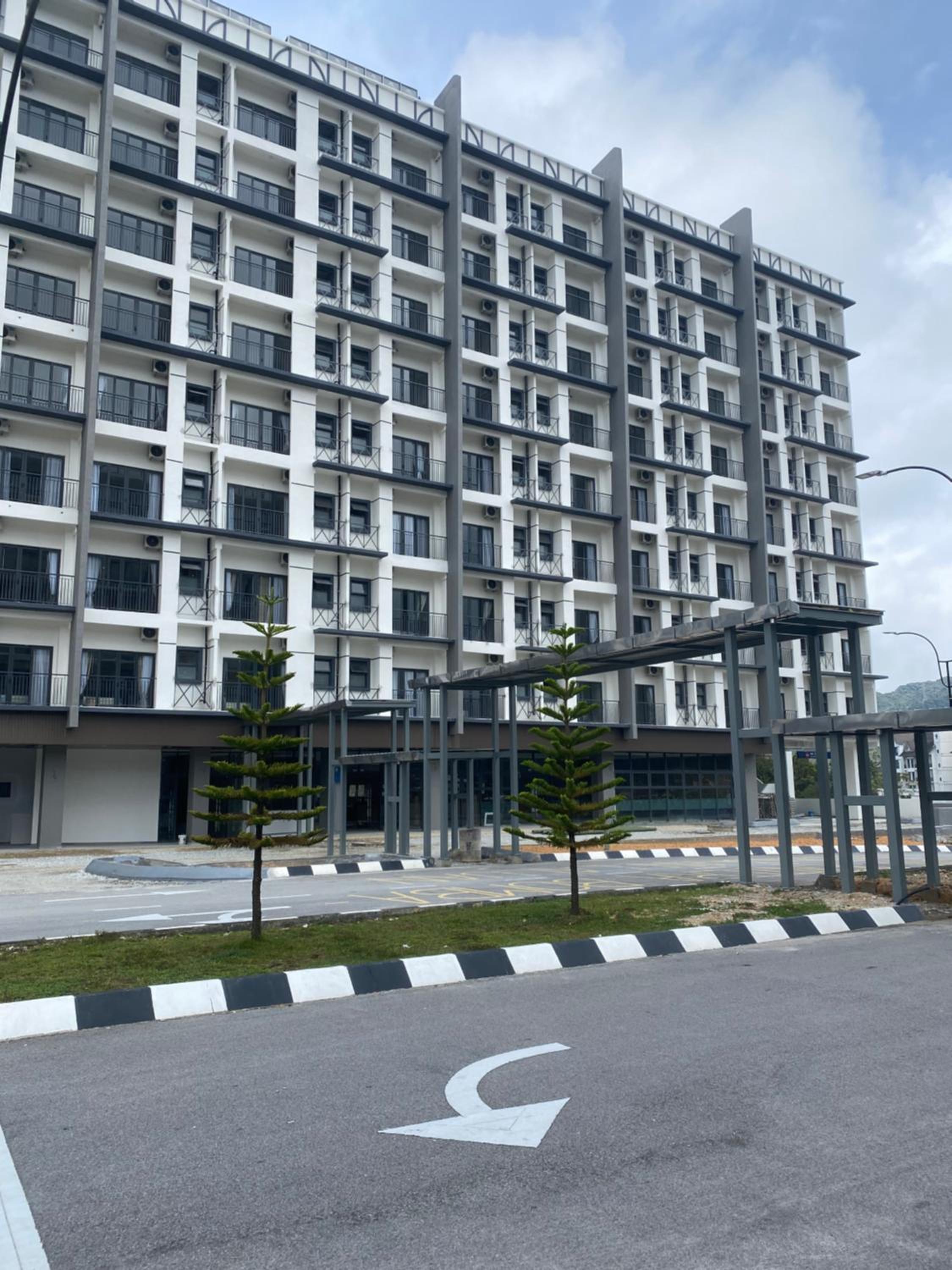 Zenith Suites Cameron