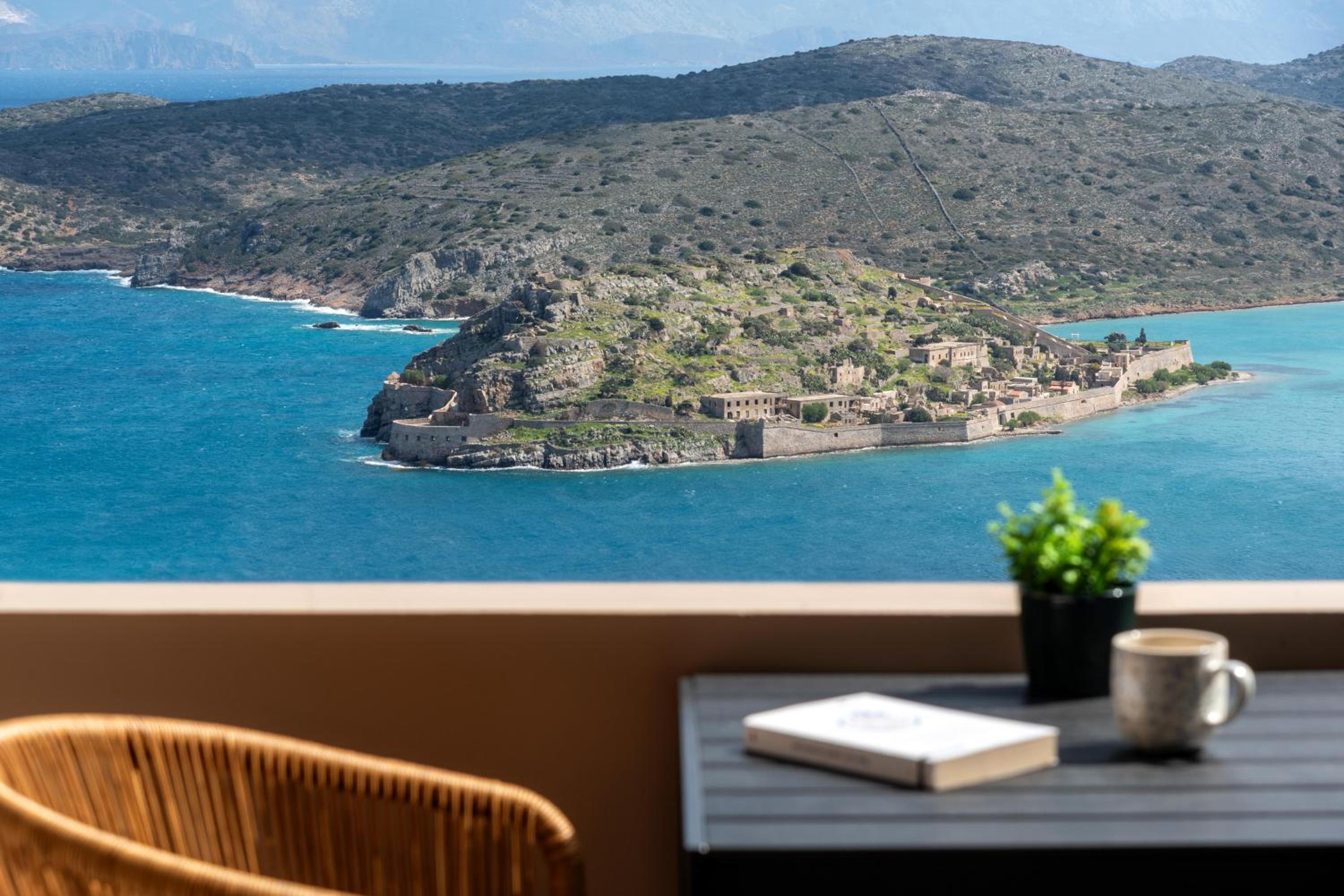 NOTIKO villas