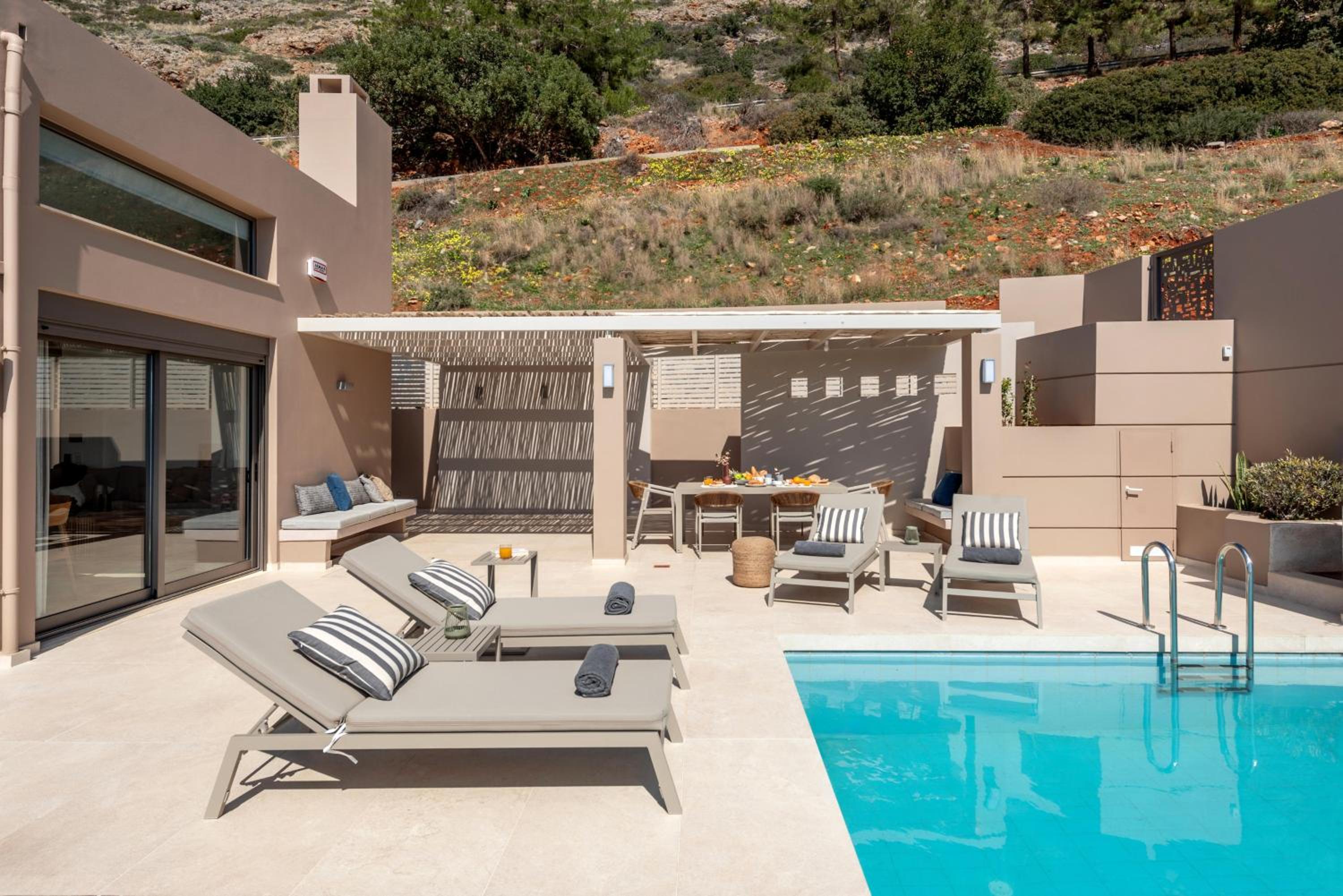 NOTIKO villas