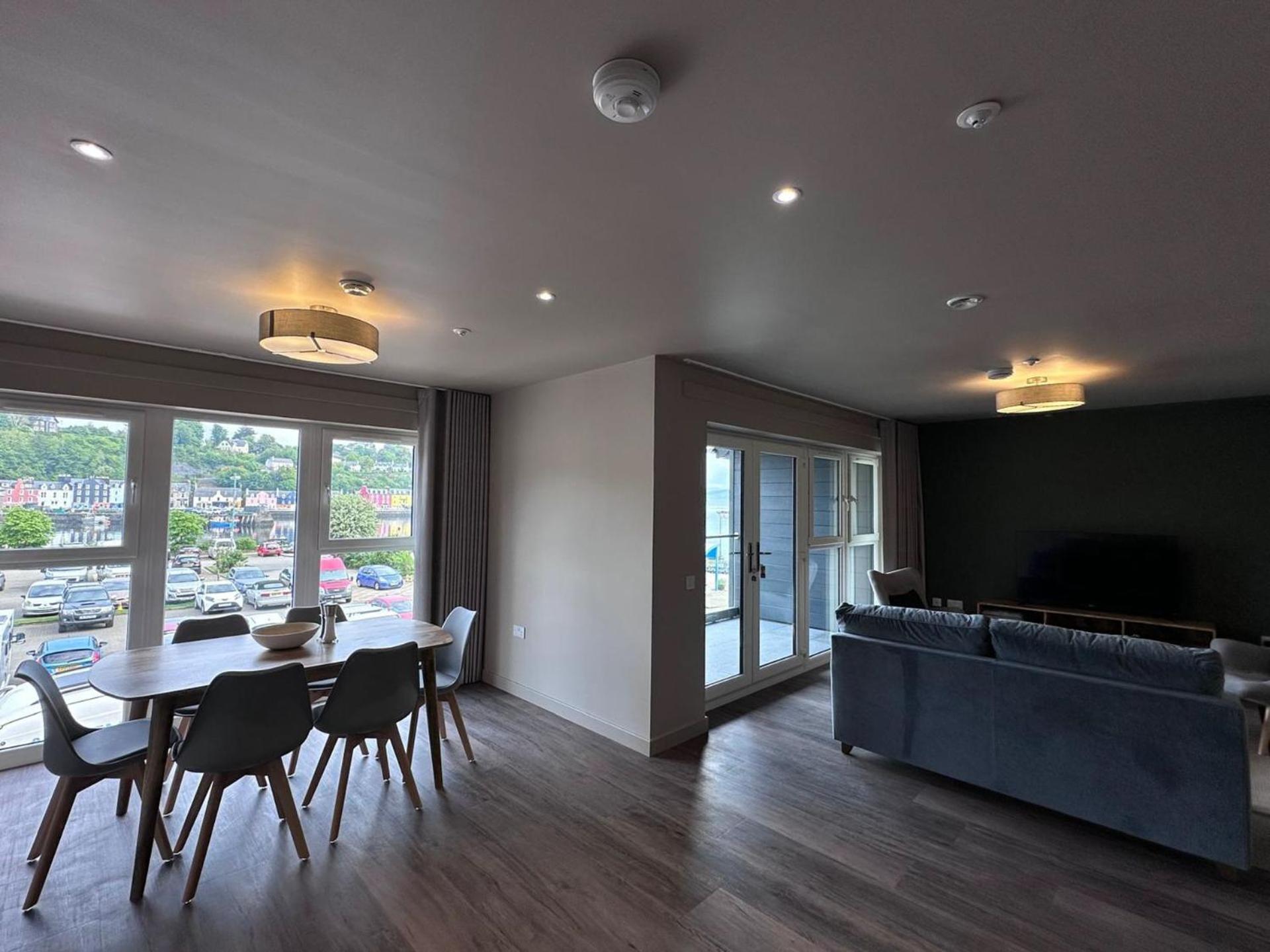 Harbourside Apartment No 1