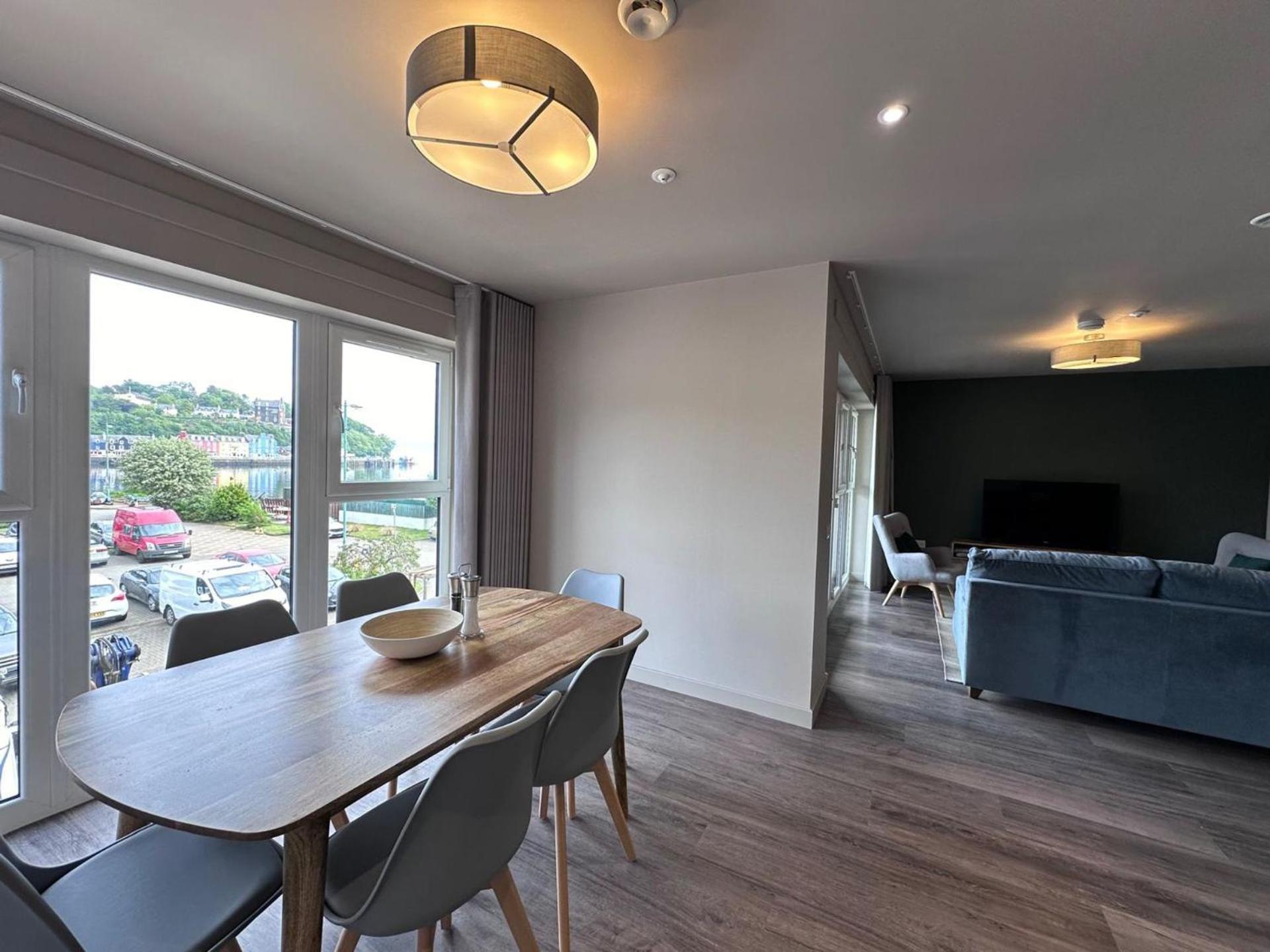 Harbourside Apartment No 2