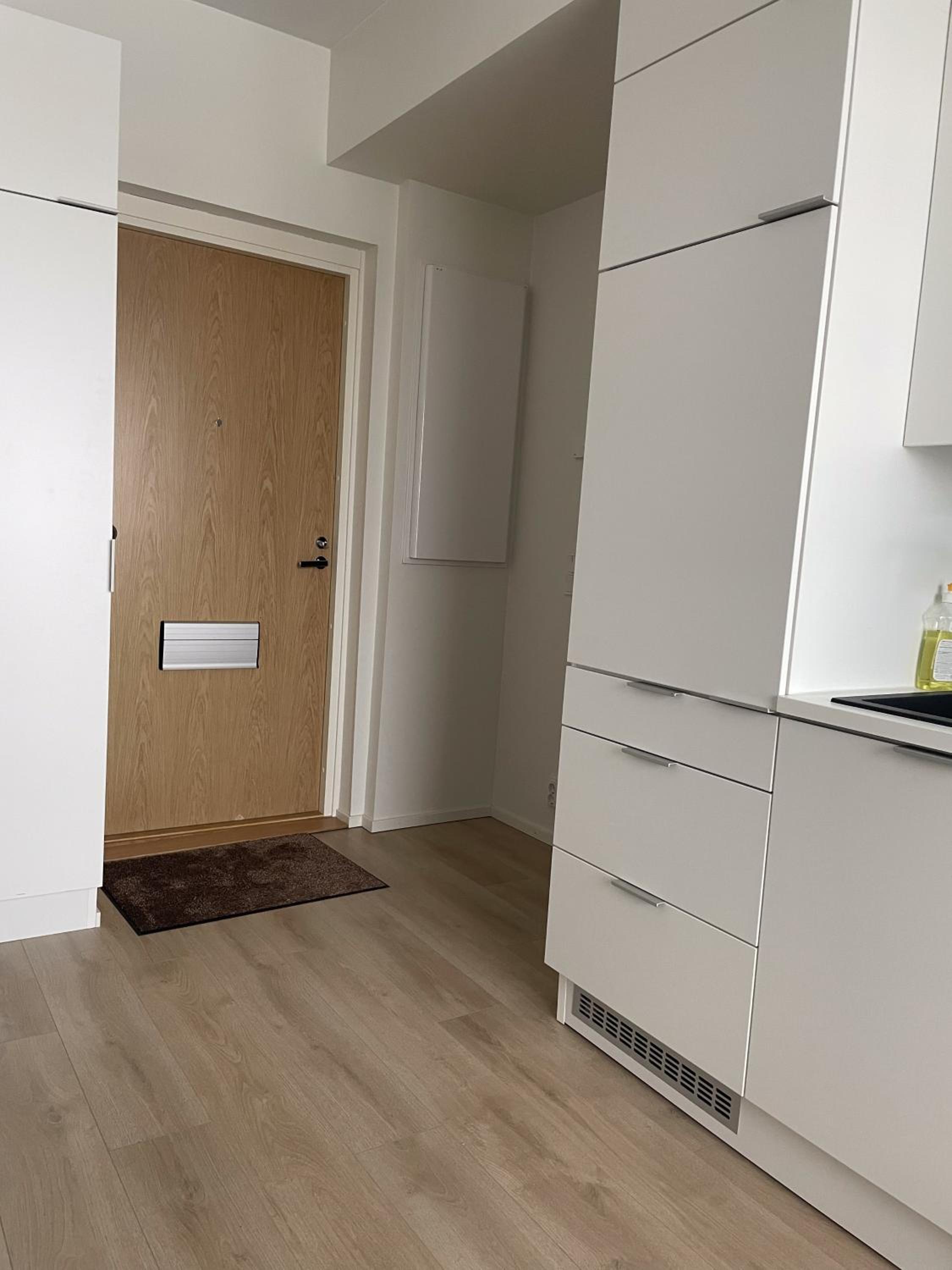 Snowflake Suites IV