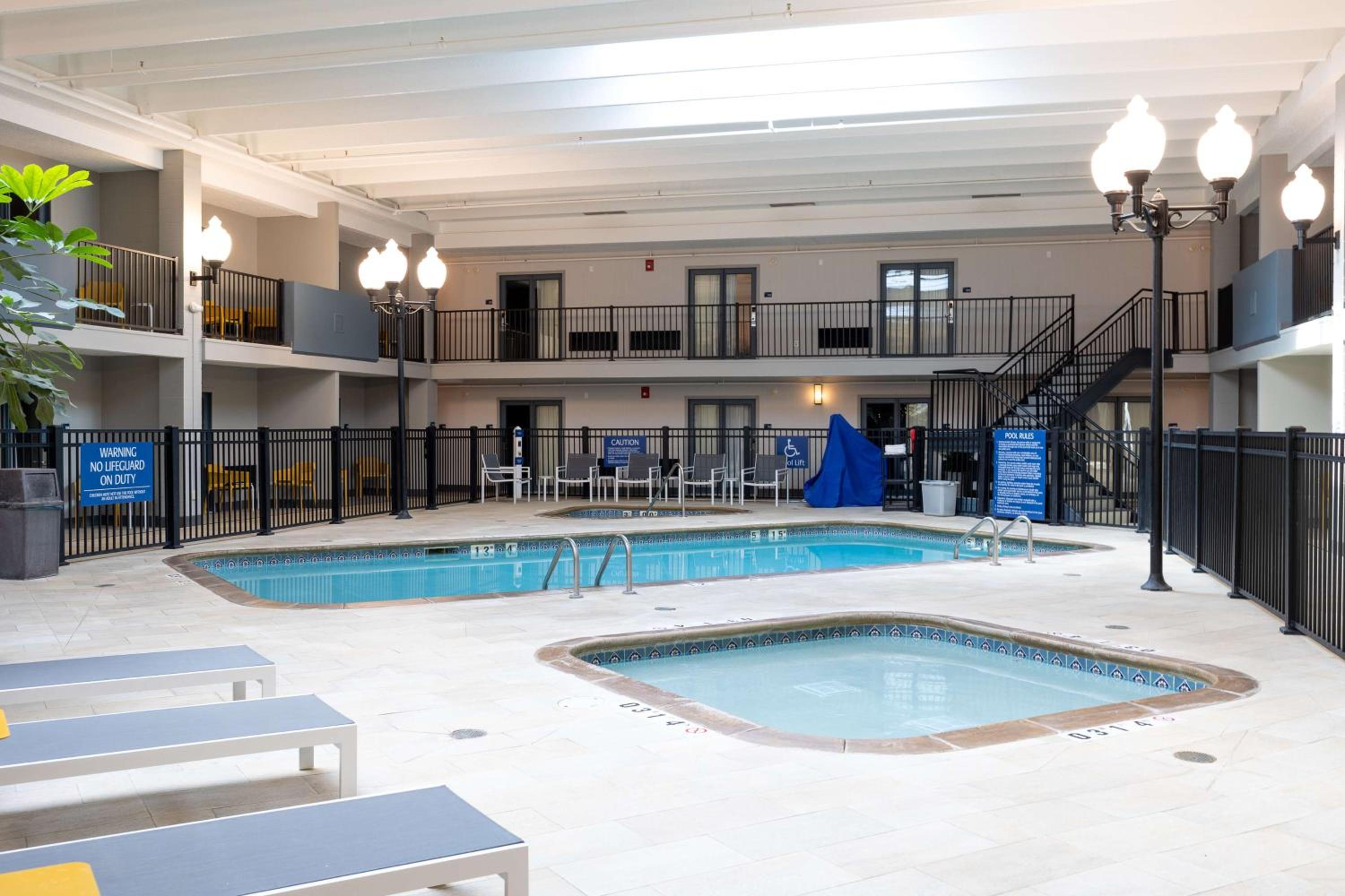 DoubleTree by Hilton Austin, MN - Image 5