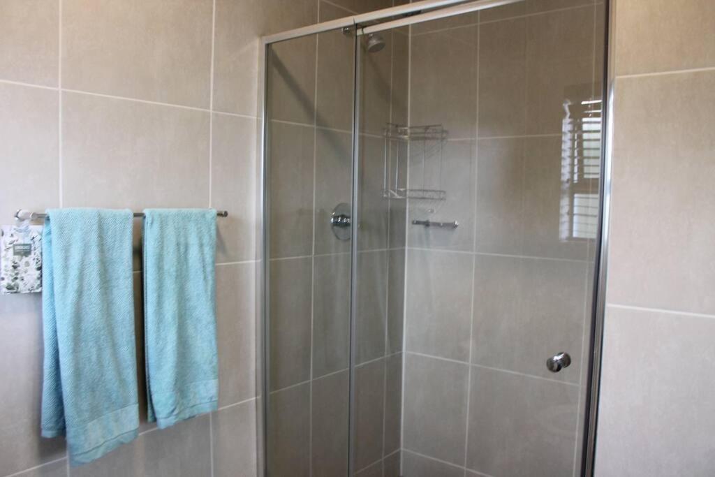 Deep Blue 2 Bed Apartment in an estate