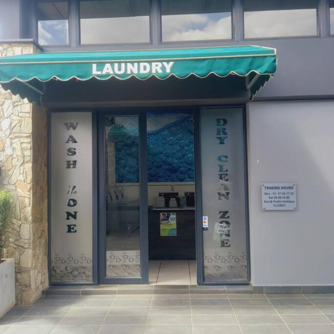 Deep Blue 2 Bed Apartment in an estate
