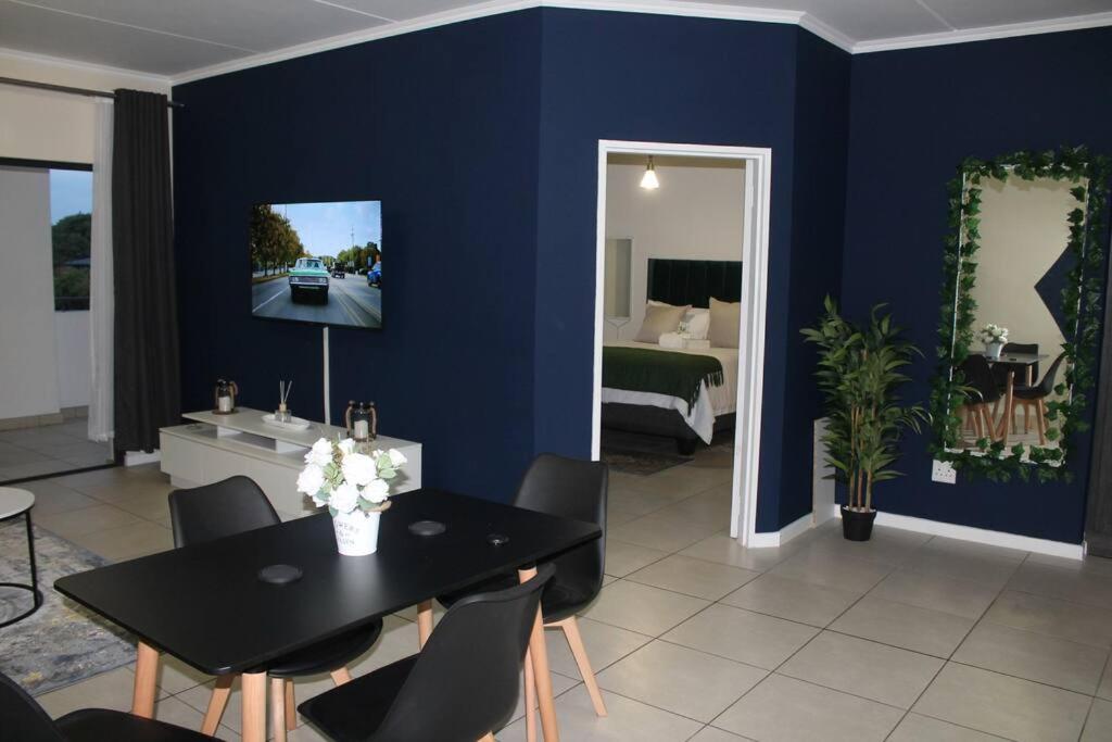 Deep Blue 2 Bed Apartment in an estate