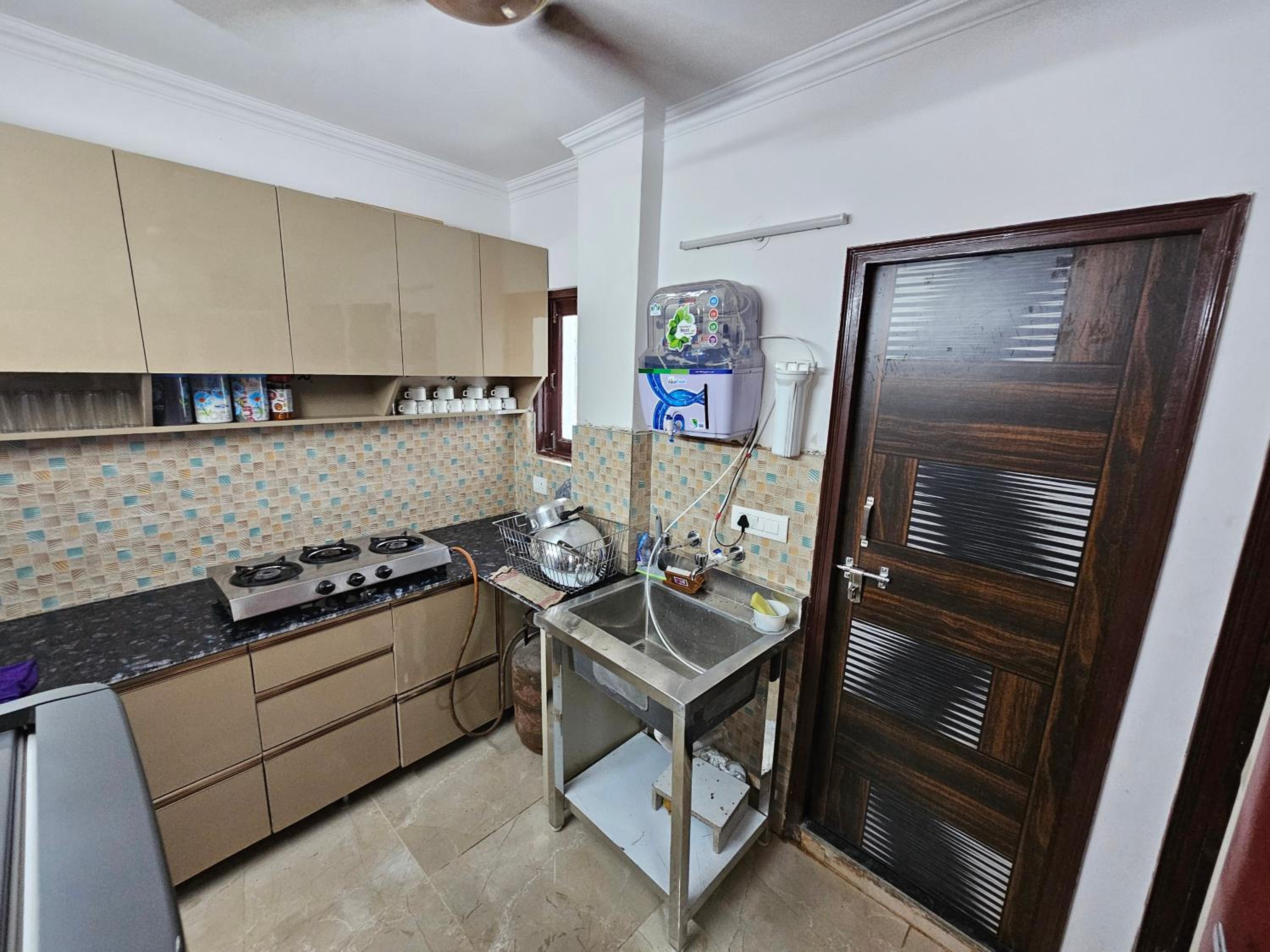 Gautam Nagar Homestay South Delhi view 2