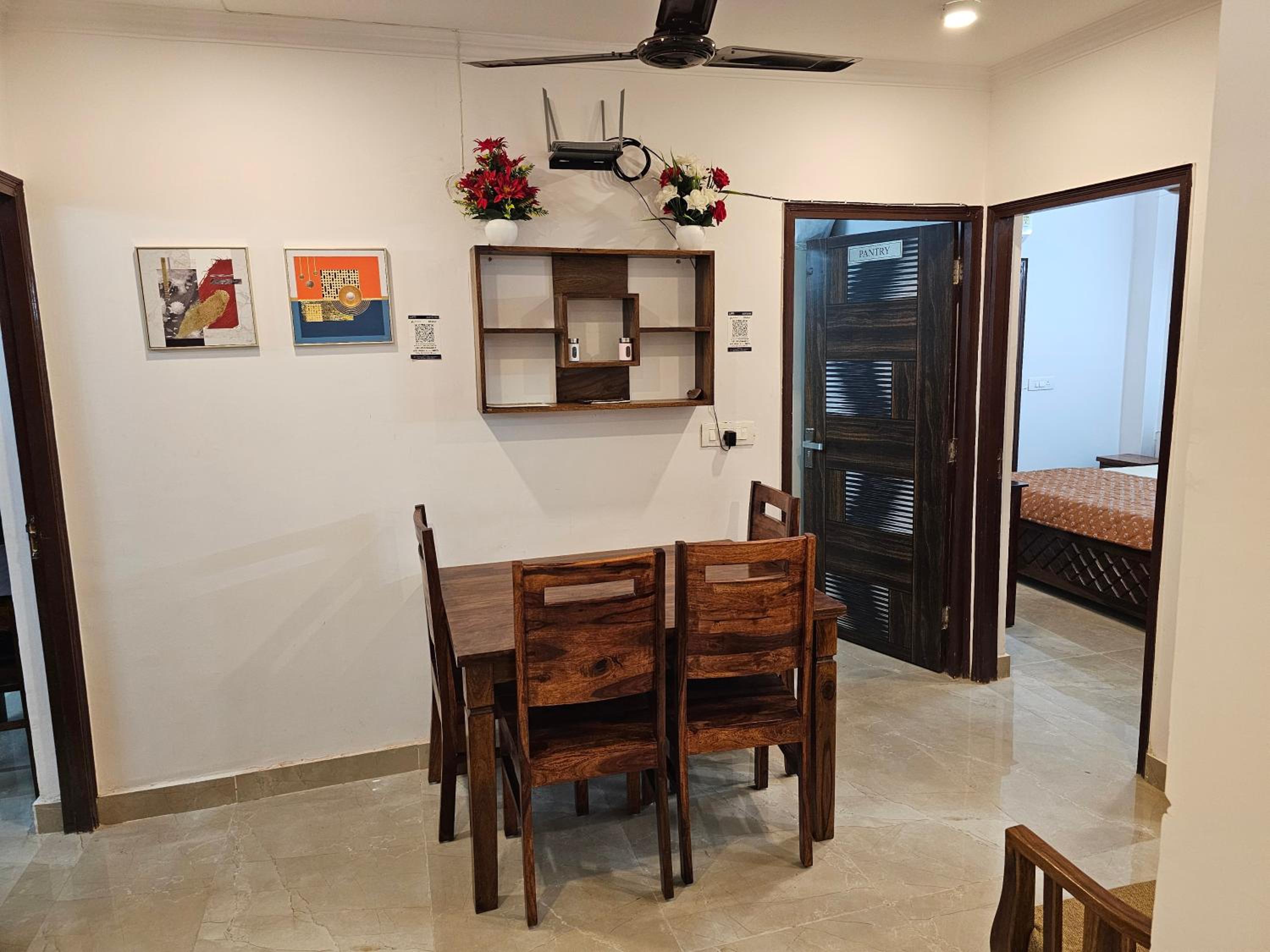 Gautam Nagar Homestay South Delhi view 3