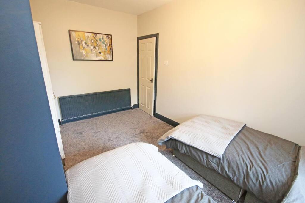 Bellshaw Lodge - Newly Refurbished Cottage view 2