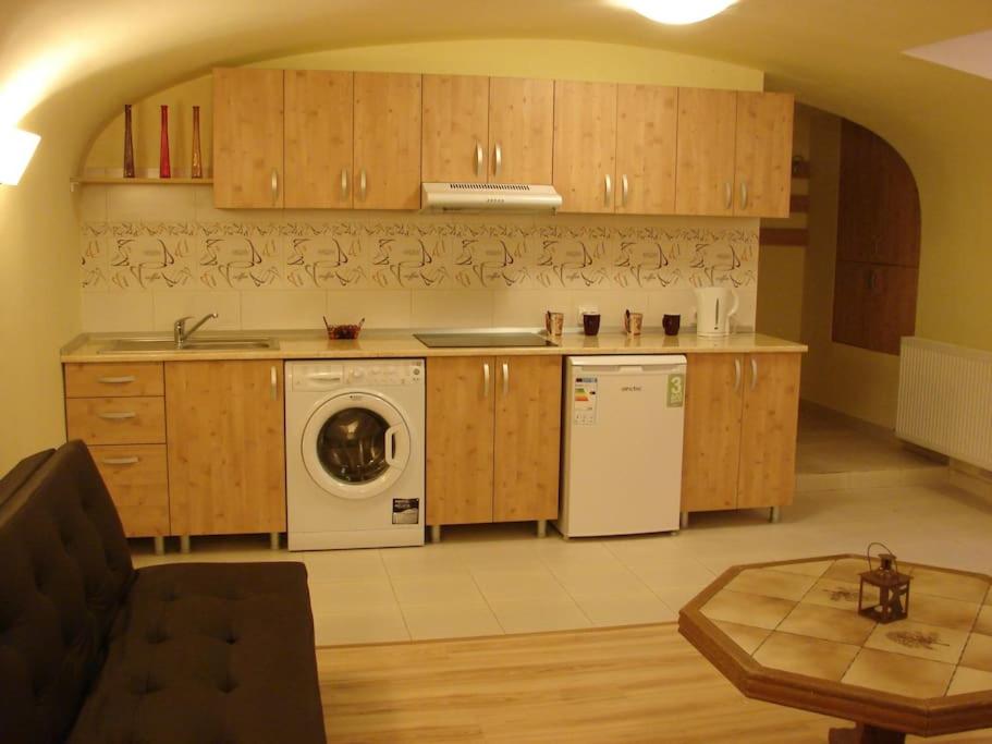 Wicked underground studio apartment view 5