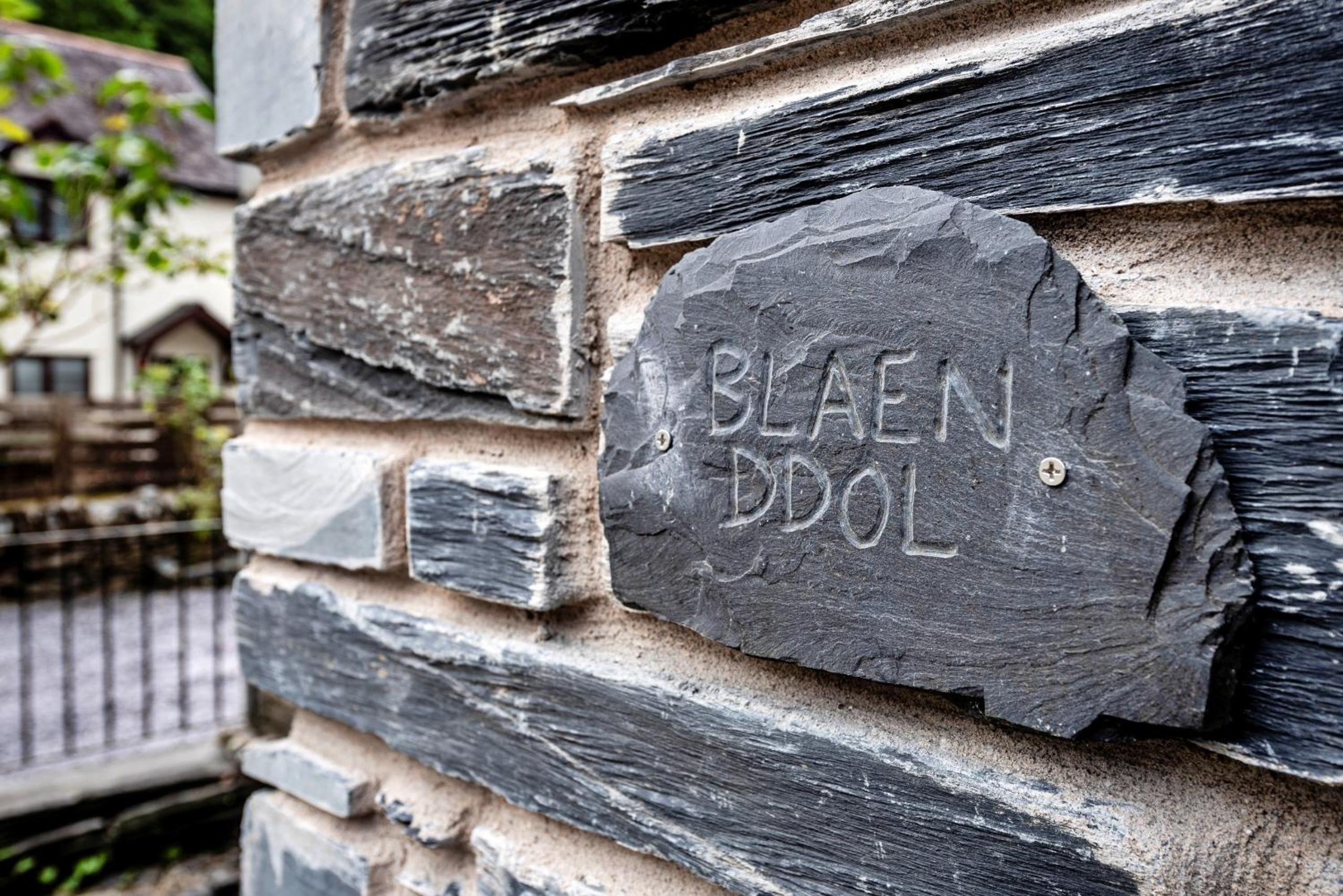 Finest Retreats - Blaen Ddol view 4