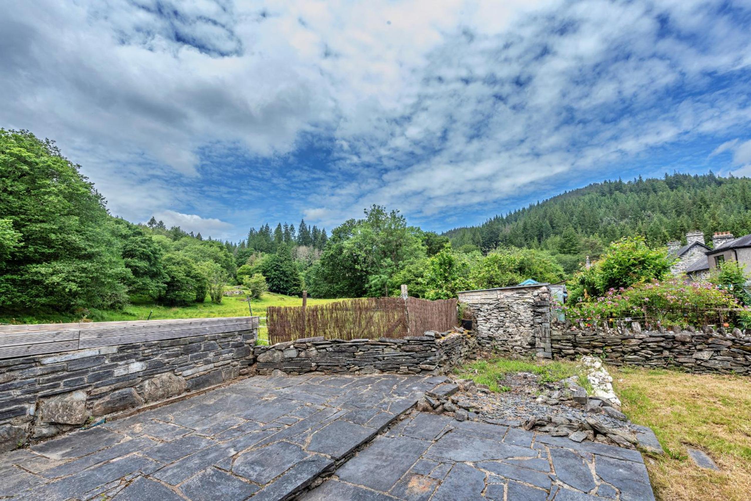 Finest Retreats - Blaen Ddol view 2