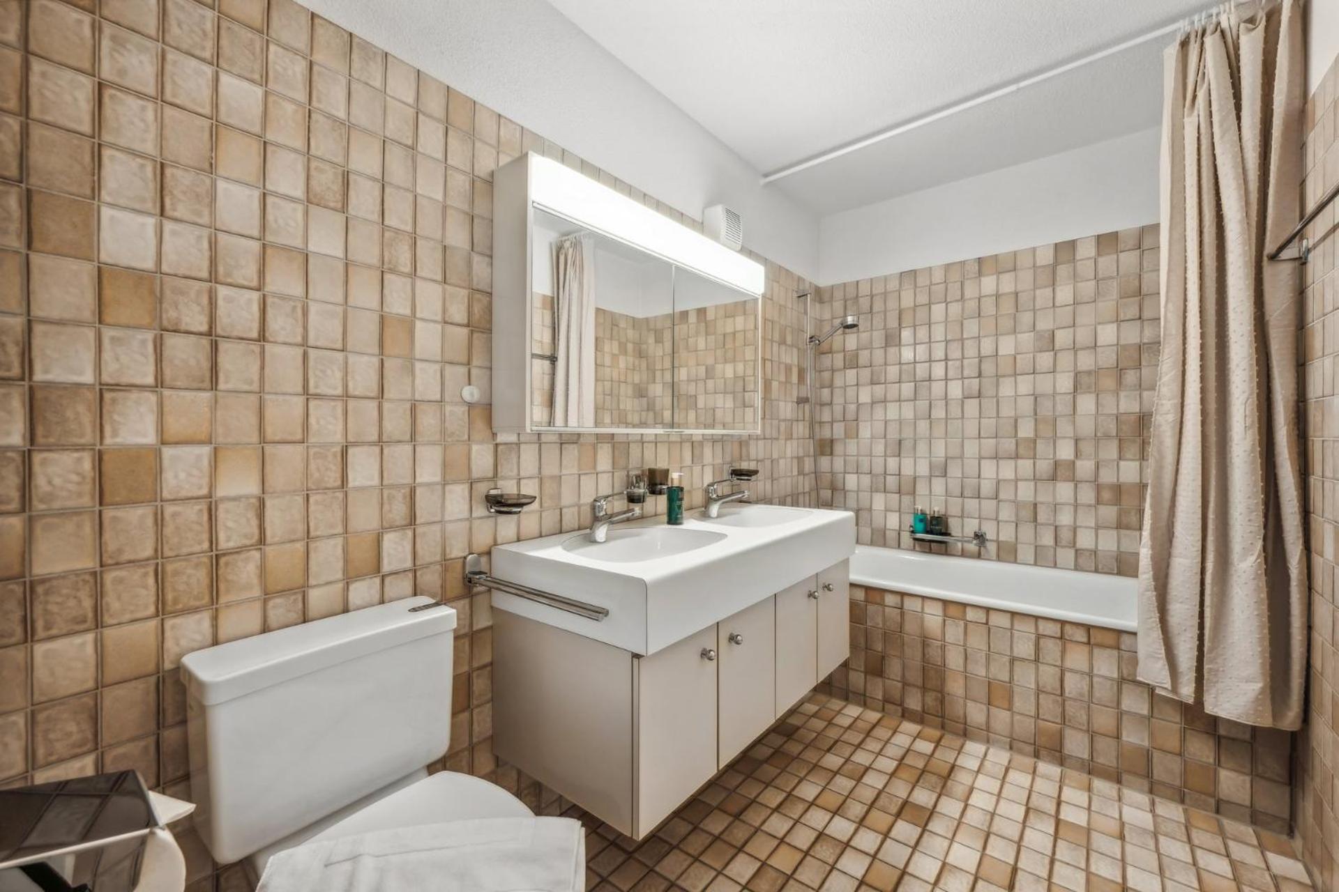 Chic Apartment Near Zurich Center