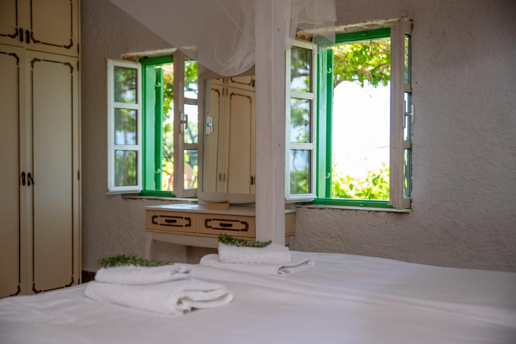Private Vineyard House