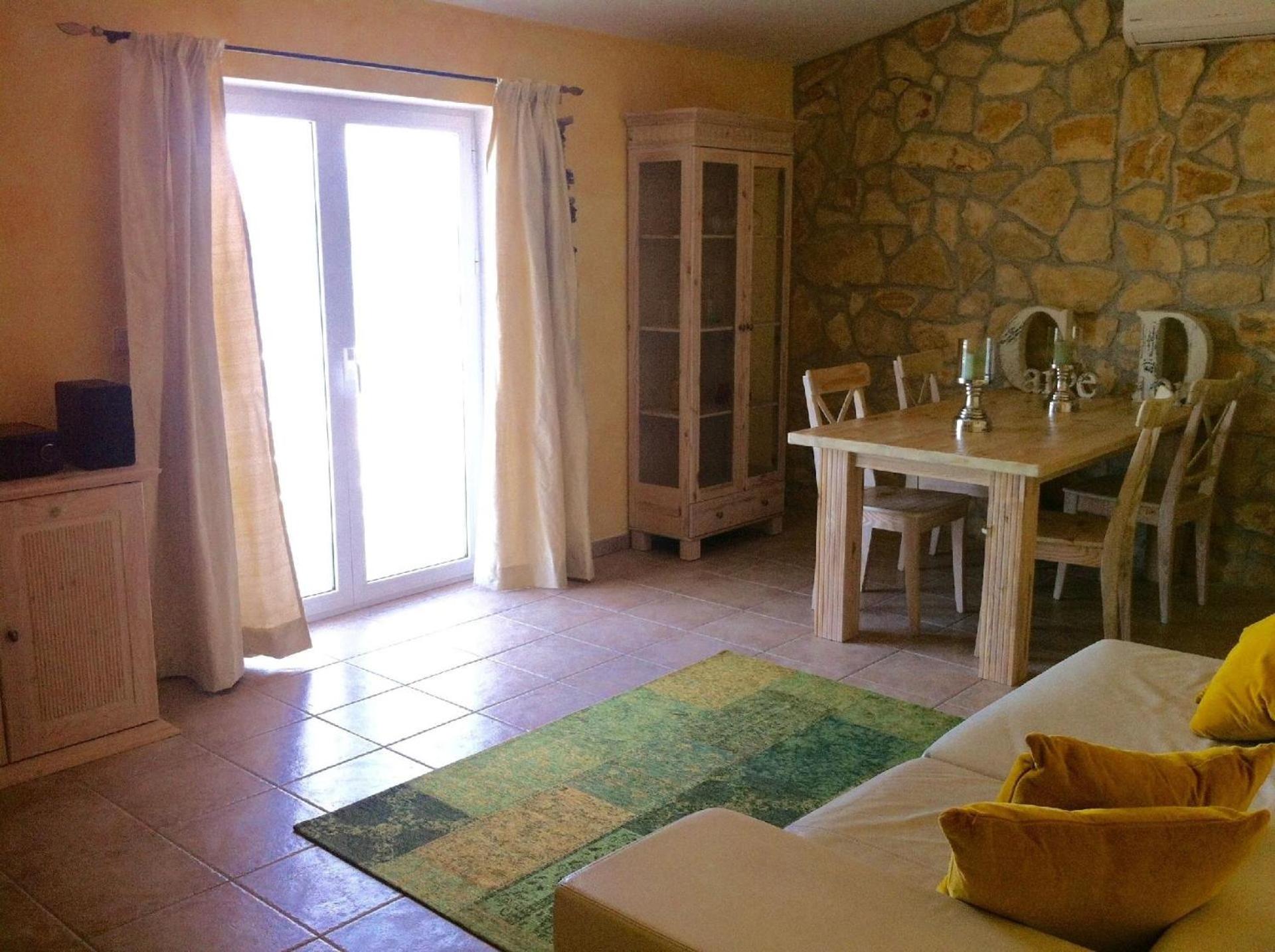 Schöne Ferienwohnung Mit Balkon Am Meer