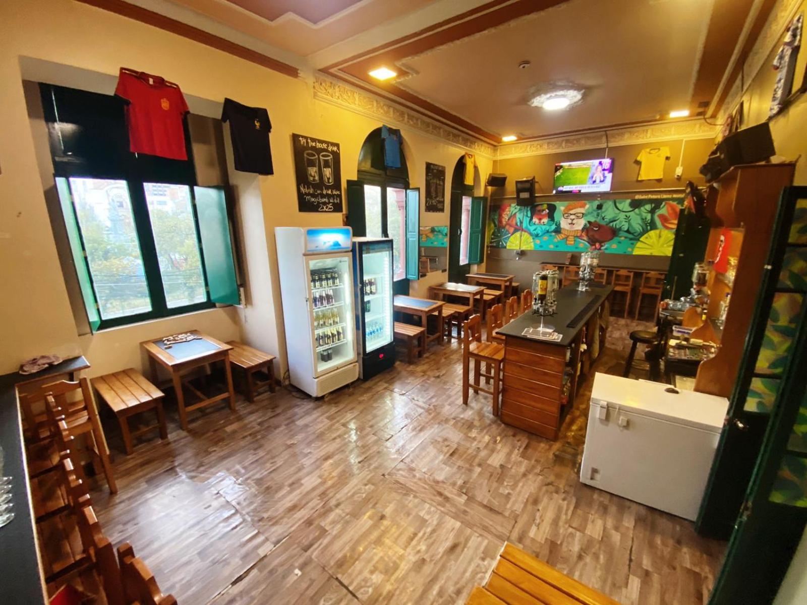 SAINT PETER'S LLAMA HOSTAL