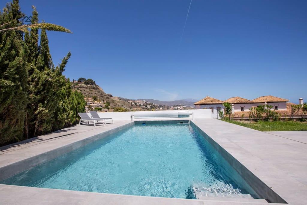 Luxury Designer Villa & Pool view 3