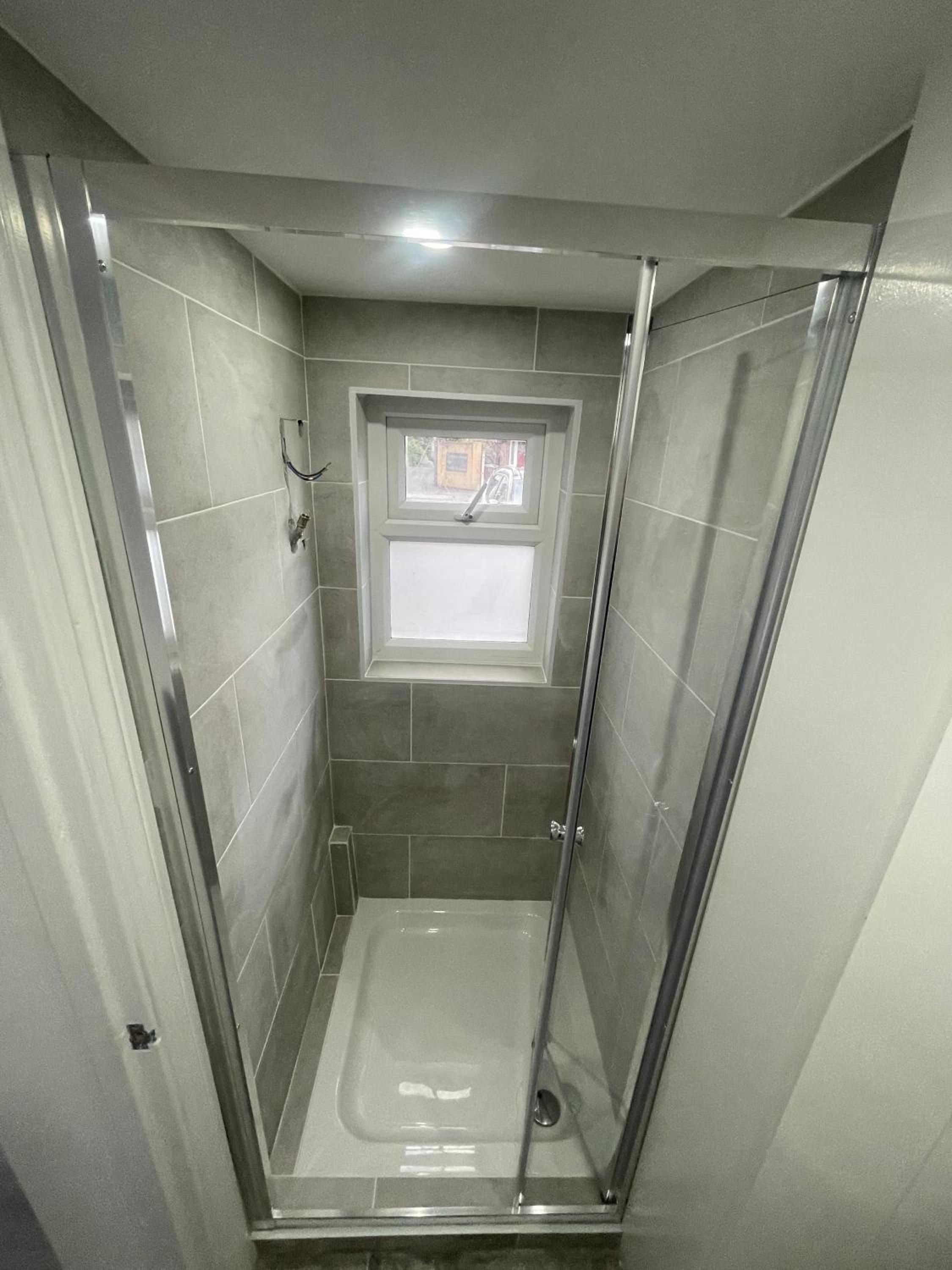 Self-contained studio & kitchen