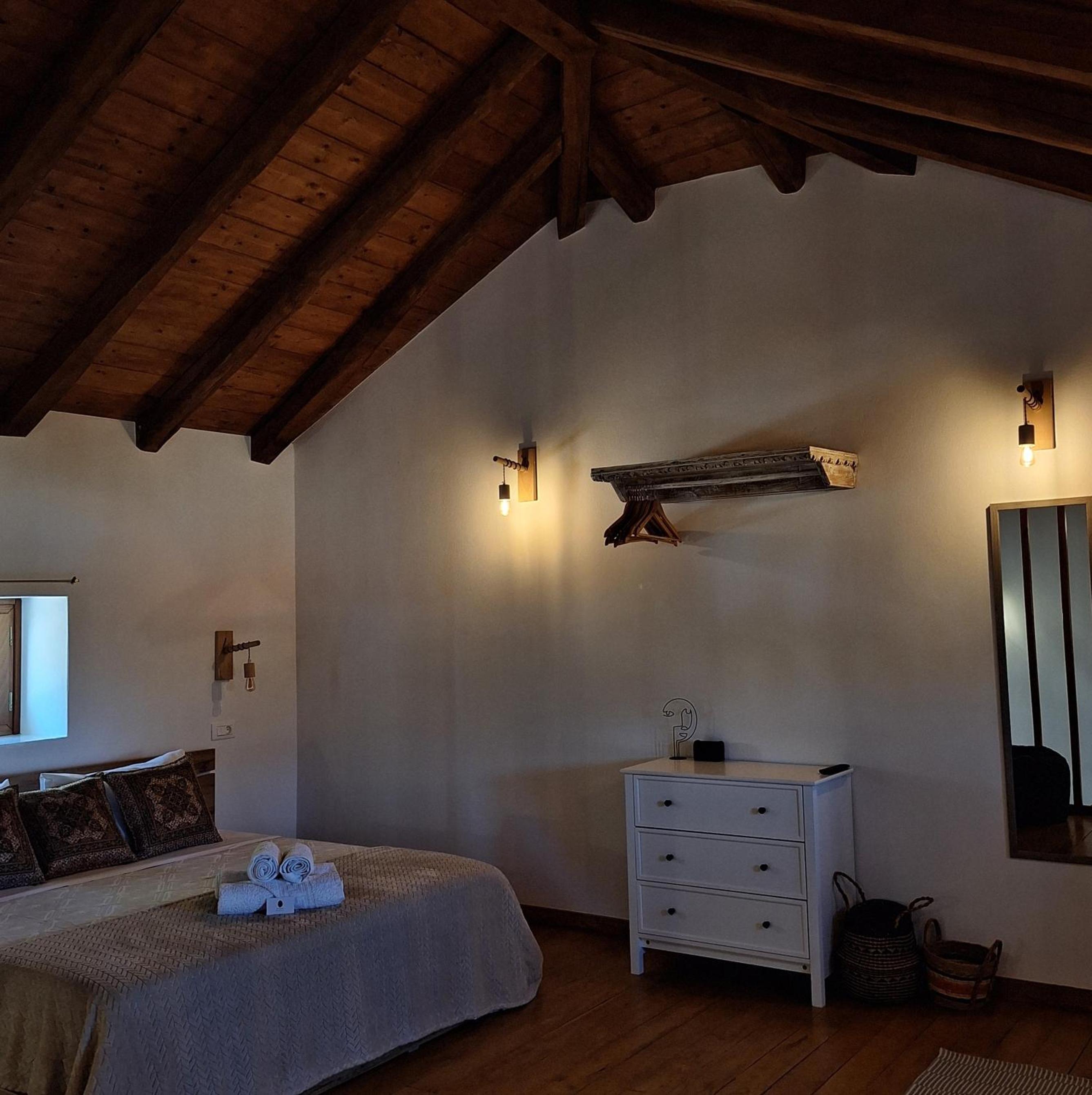 To Pefko - Mezzanines - view 3