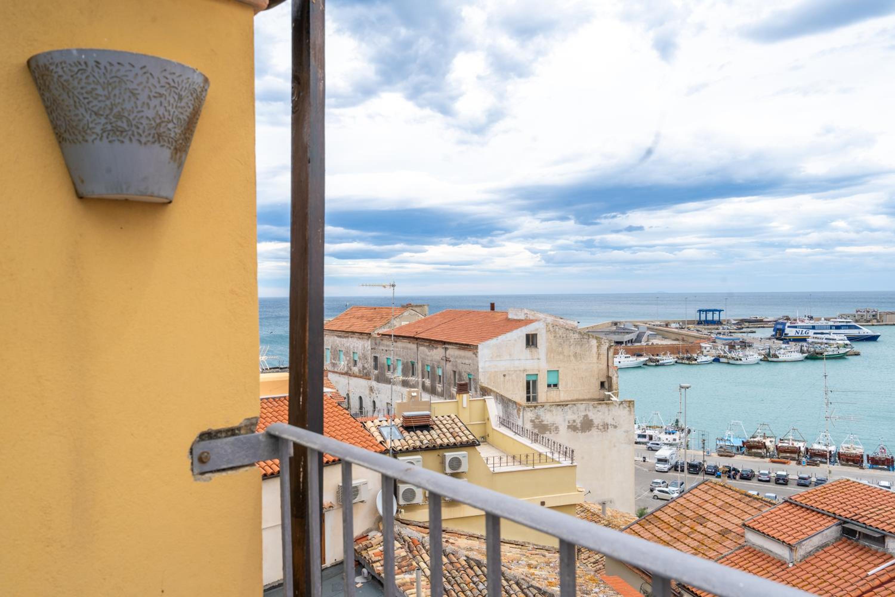 La Lisca view 3