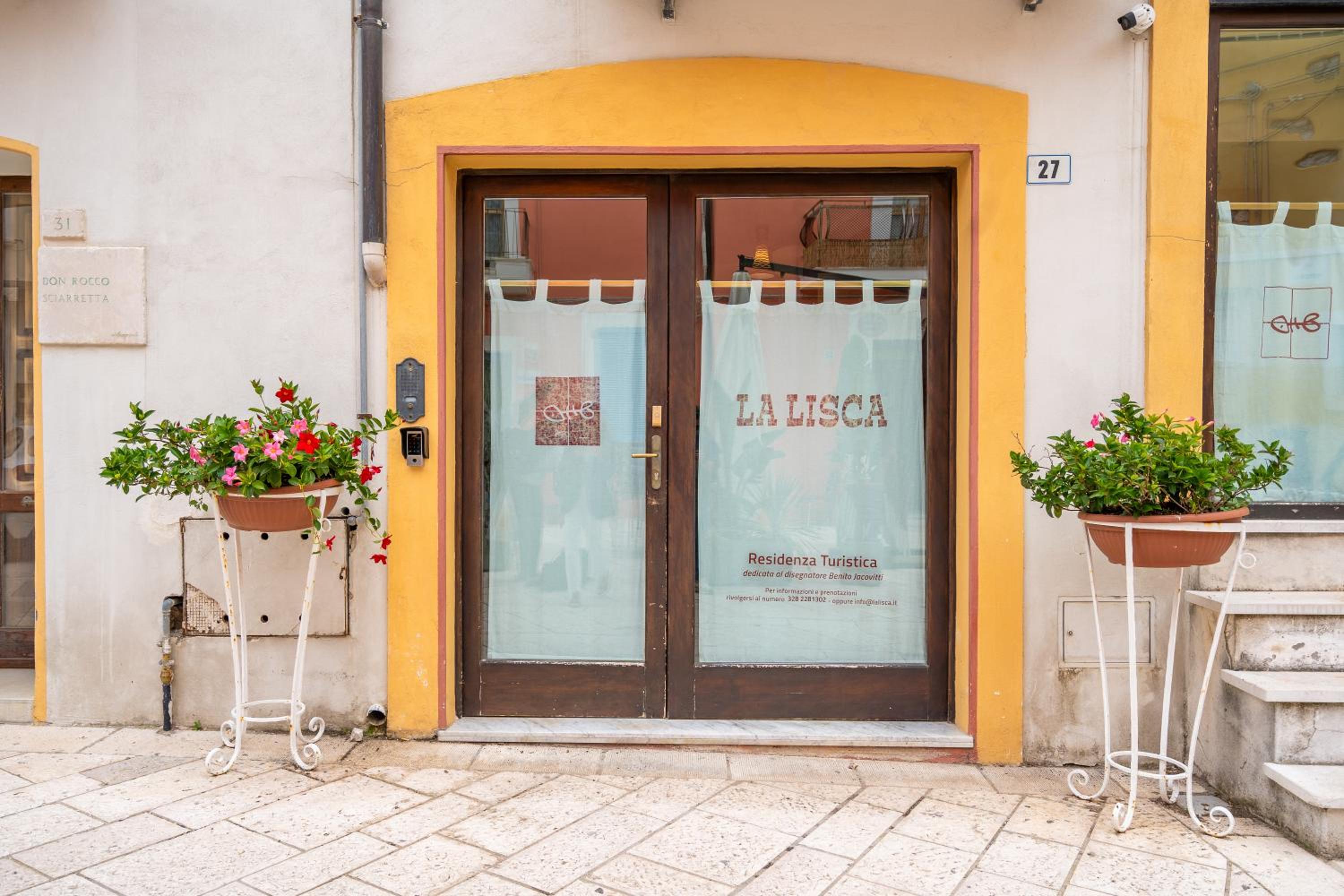 La Lisca view 2