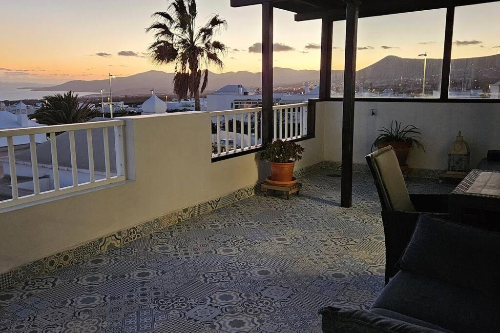 Sunset House Lanzarote- House in Tías with sea view photo 5