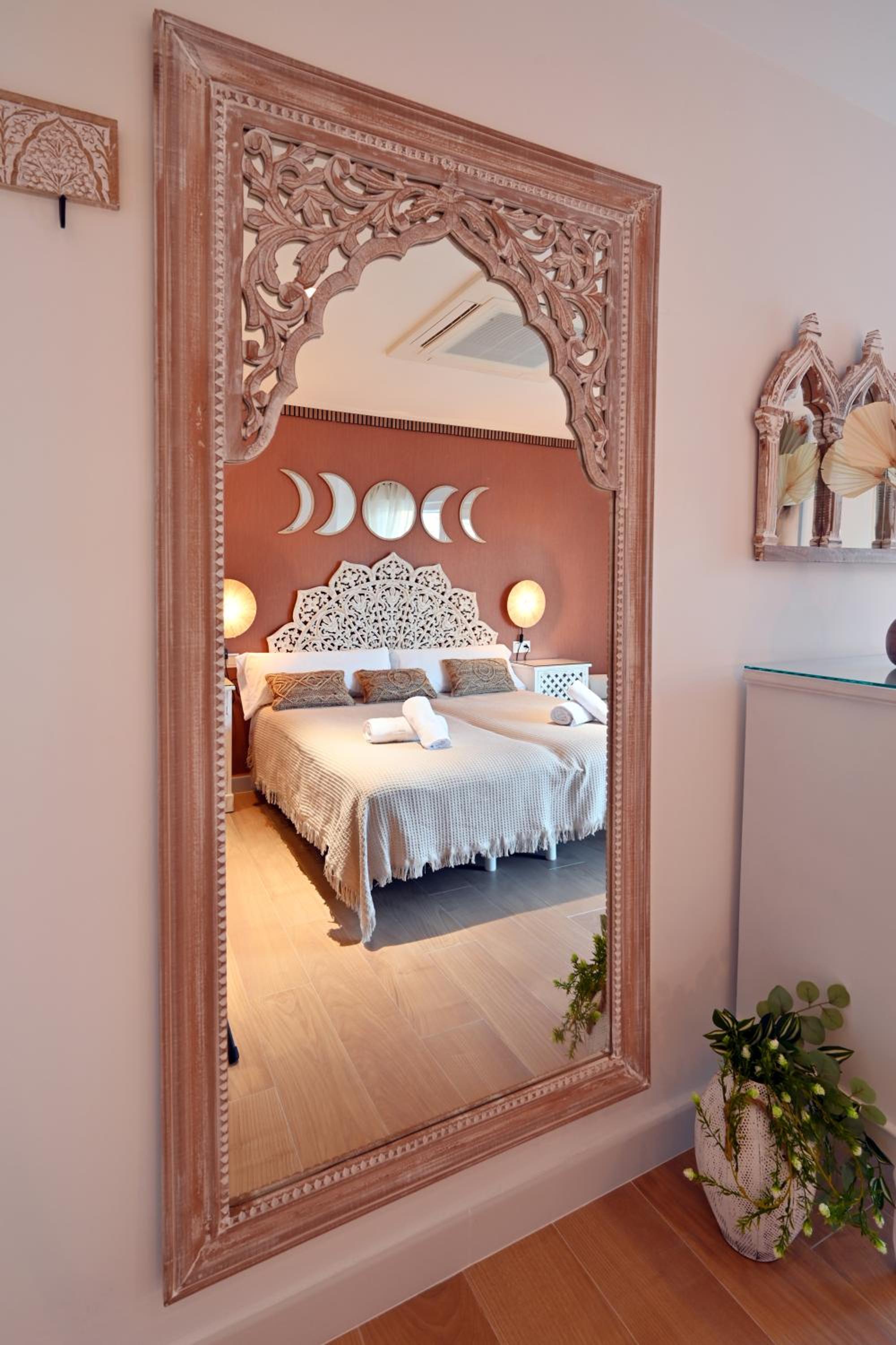 WonderStays Villa Lucía